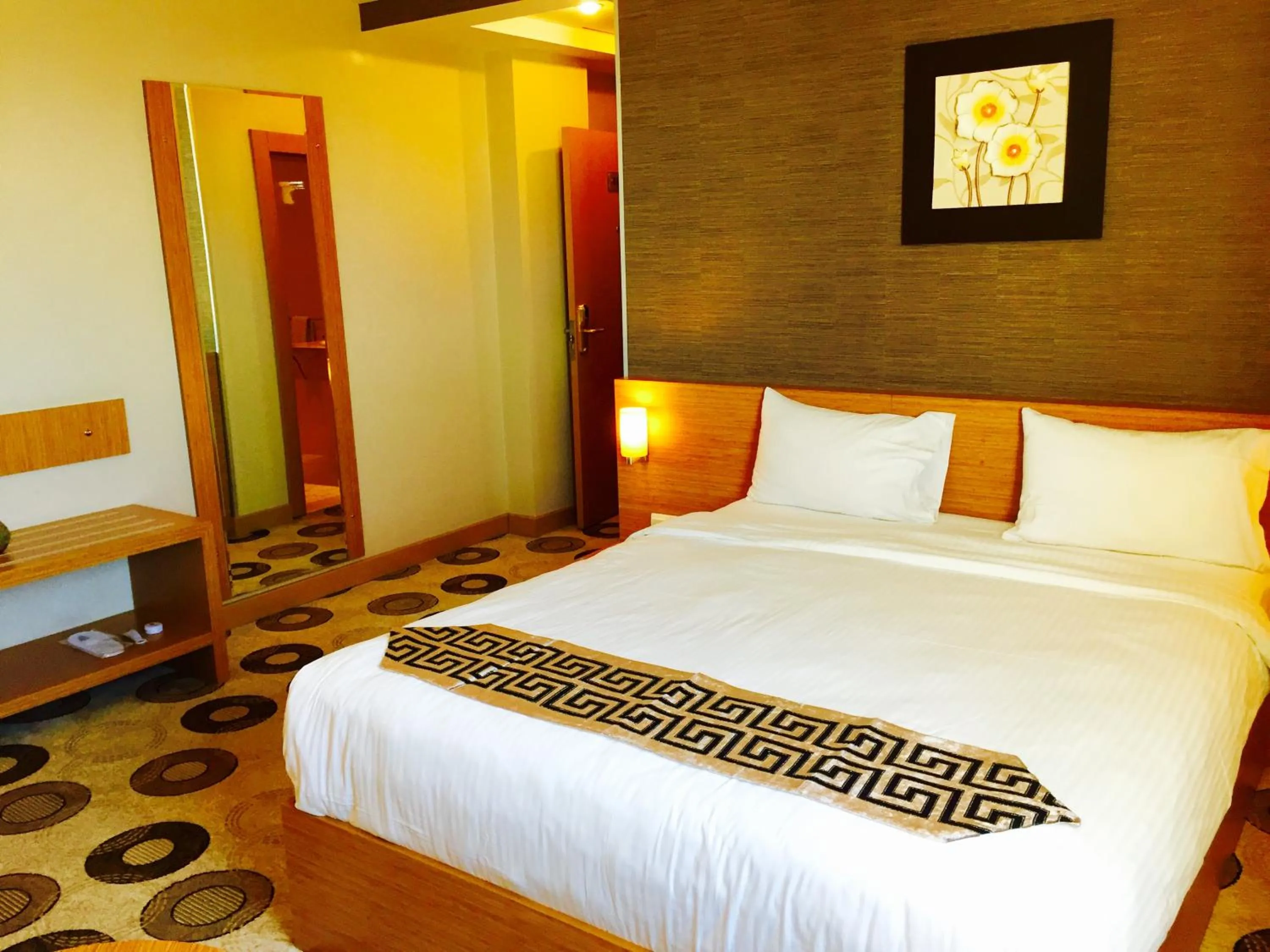 Photo of the whole room, Bed in Grand Palace Hotel Erbil