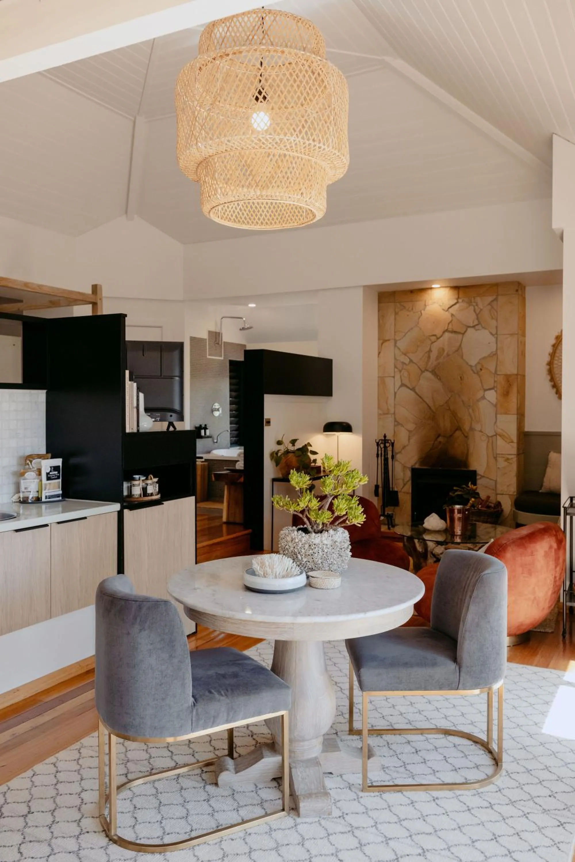 Kitchen or kitchenette in Yala Yallingup Retreat & Spa