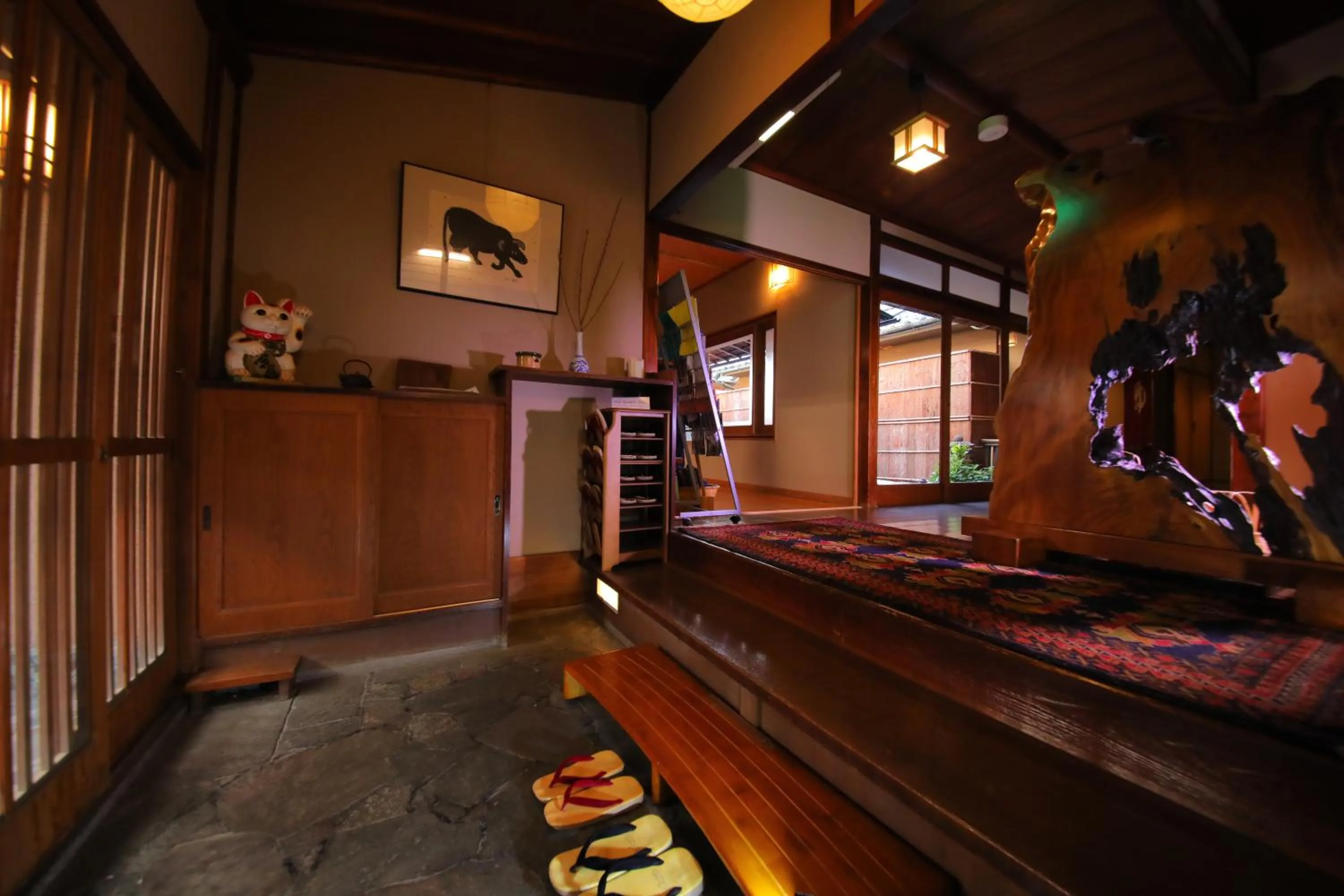 Area and facilities in Dougoya