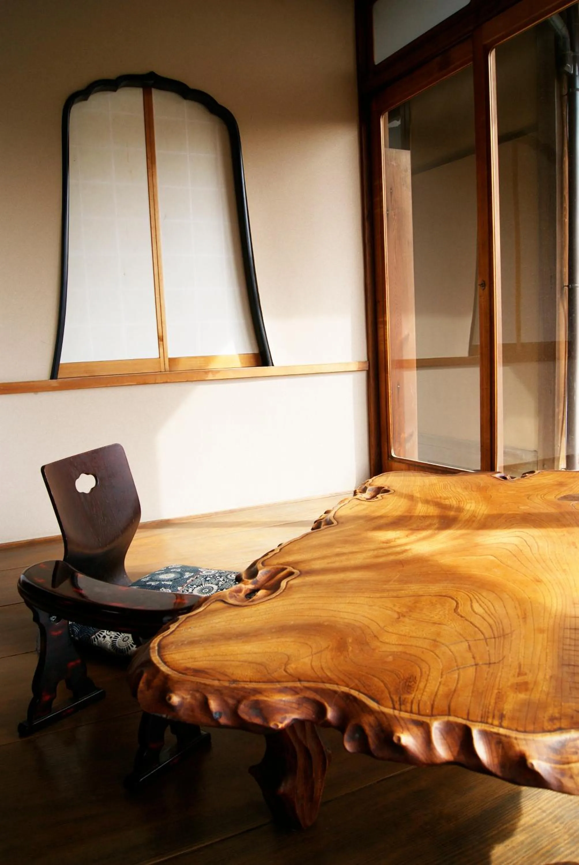 Decorative detail, Bed in Dougoya