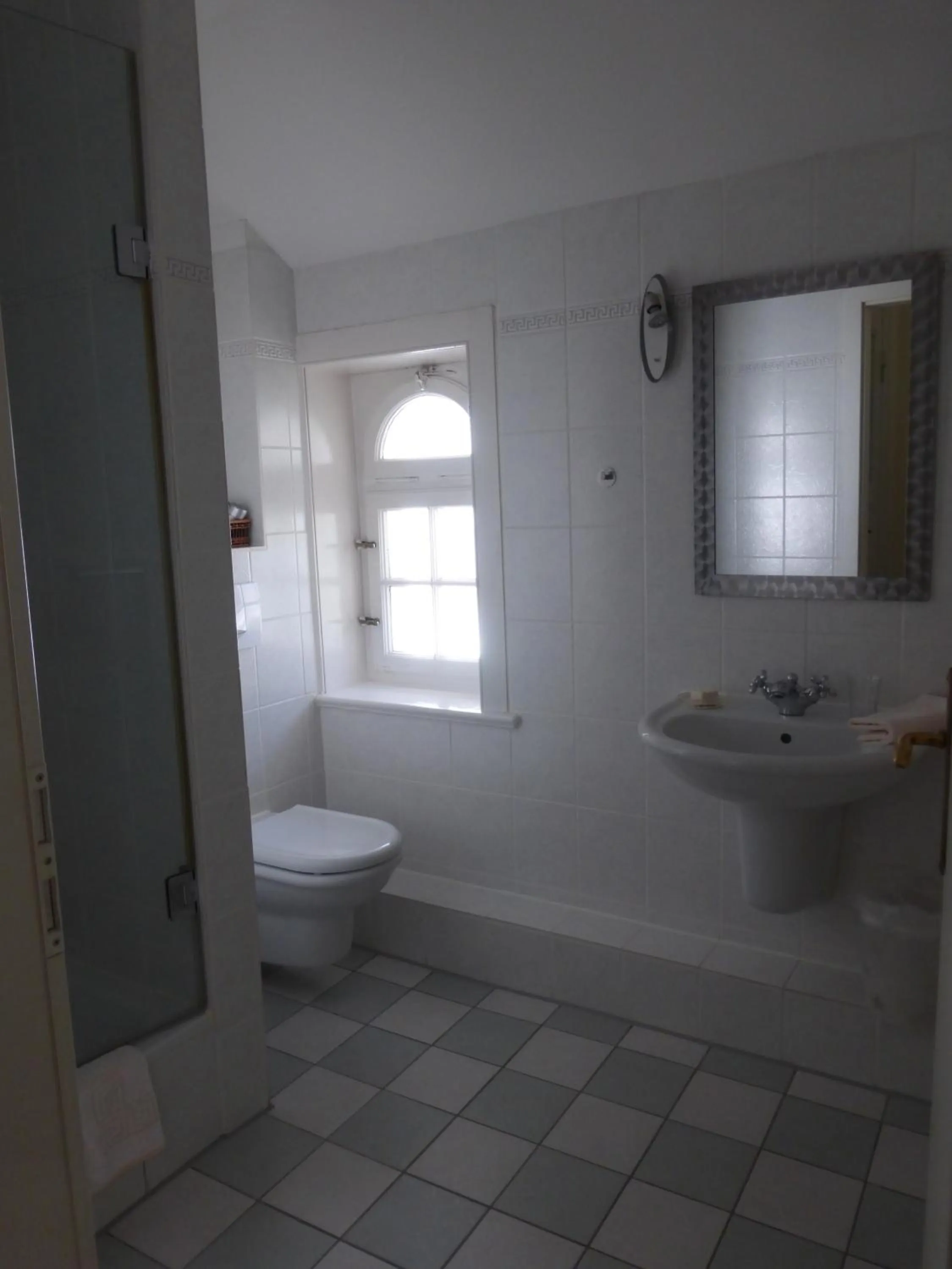 Shower in Hotel Villa Tosca