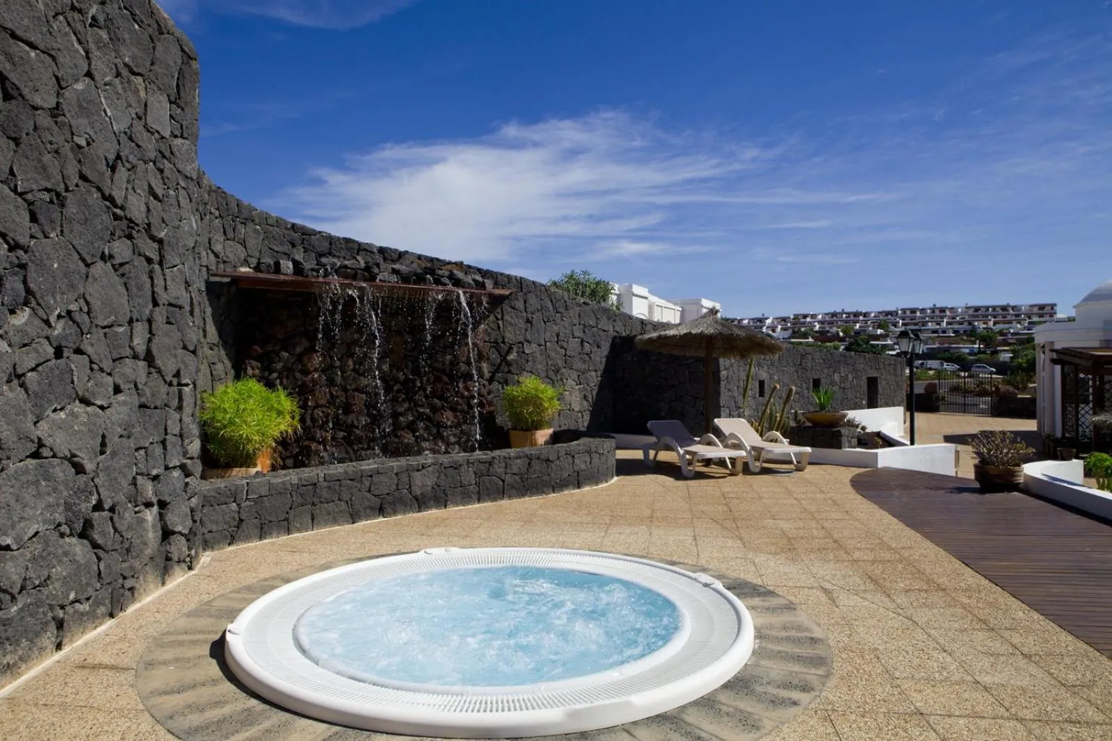 Spa and wellness centre/facilities in Apartamentos LIVVO Coloradamar