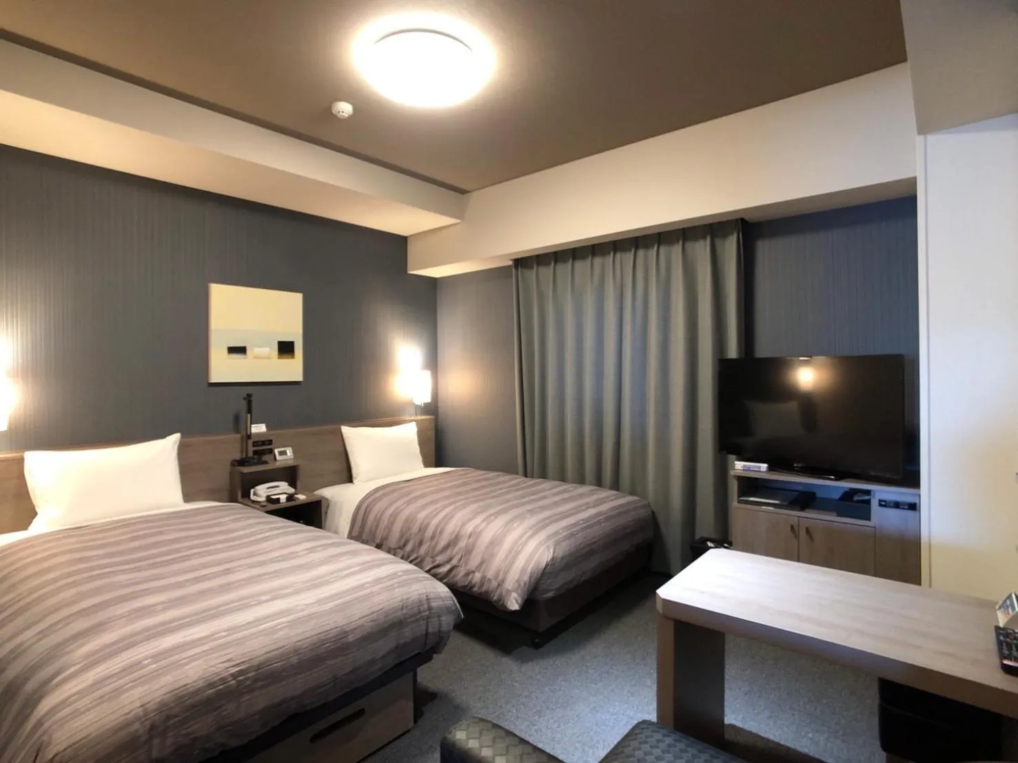 Photo of the whole room, Bed in Hotel Route-Inn Masuda