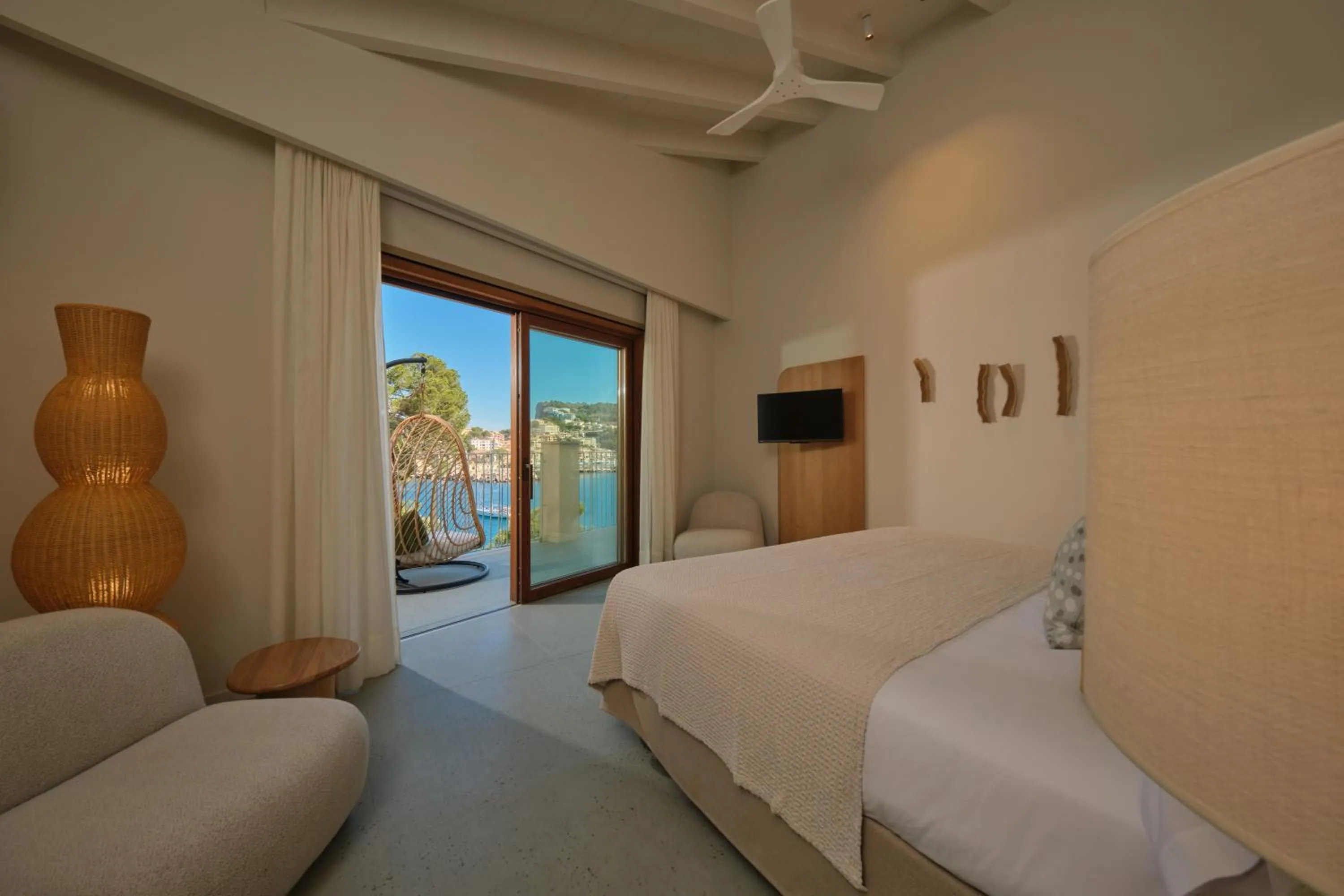 Bedroom, Bed in Salino Port Soller