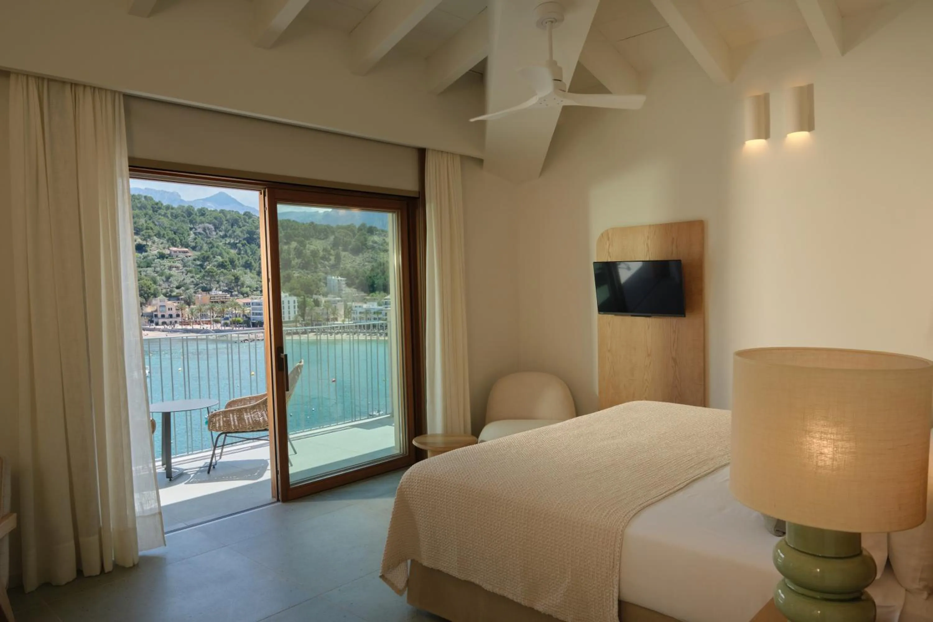 Bedroom, Bed in Salino Port Soller