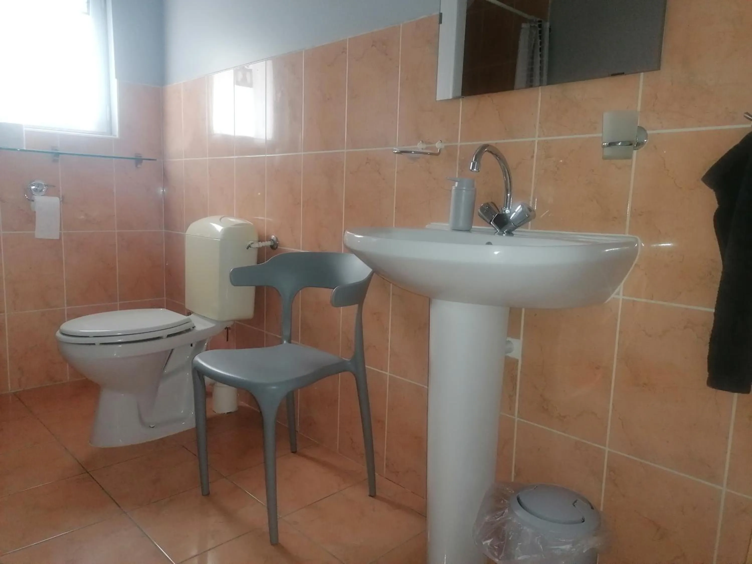 Bathroom in La Parisiere