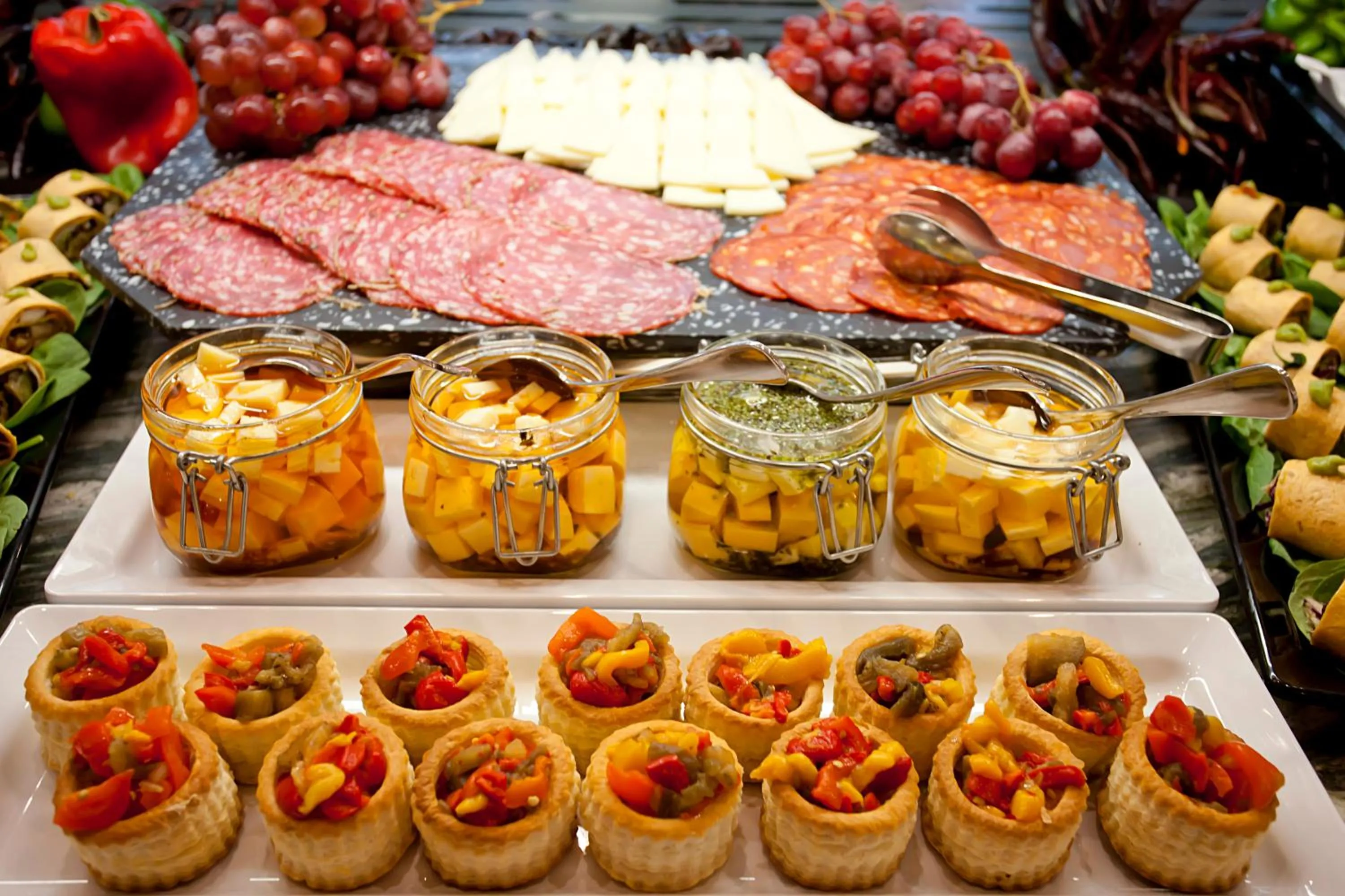 Food in FERGUS Bermudas