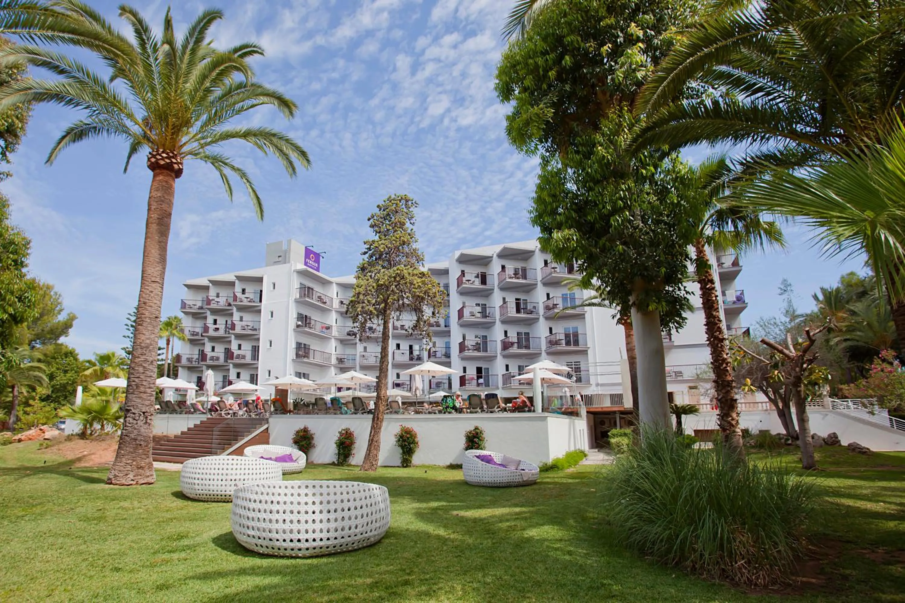 Property building in FERGUS Bermudas