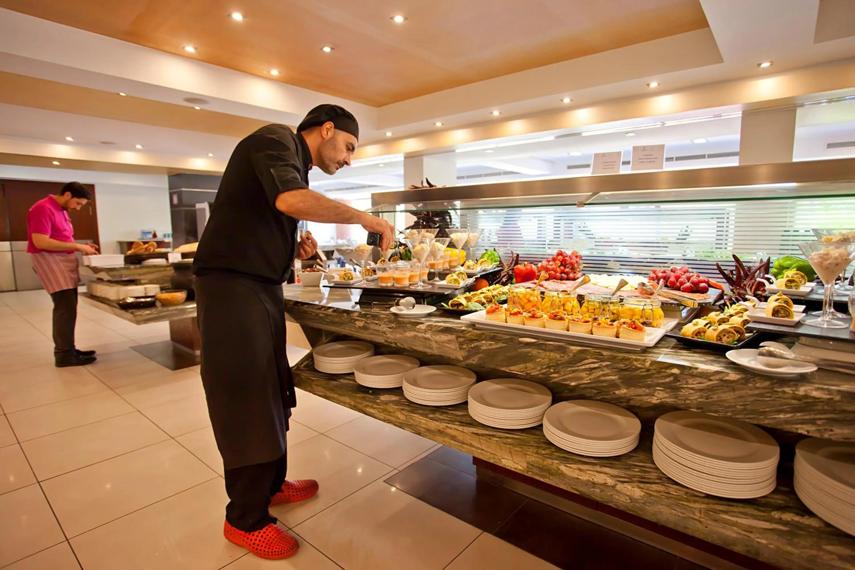 Food in FERGUS Bermudas