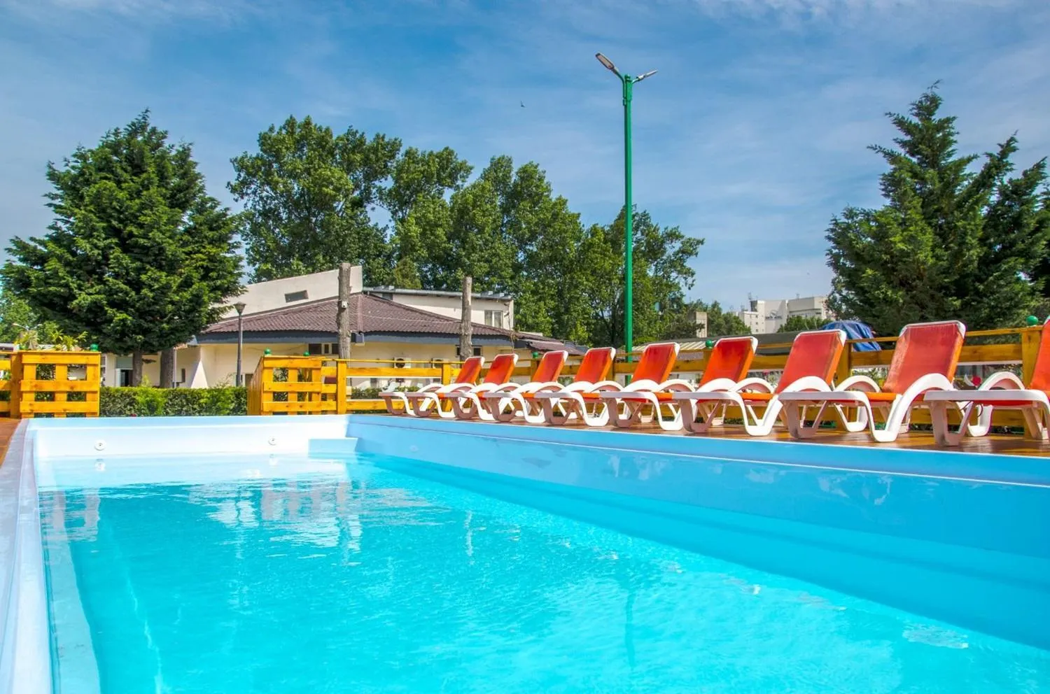 Pool view in Voila Mamaia