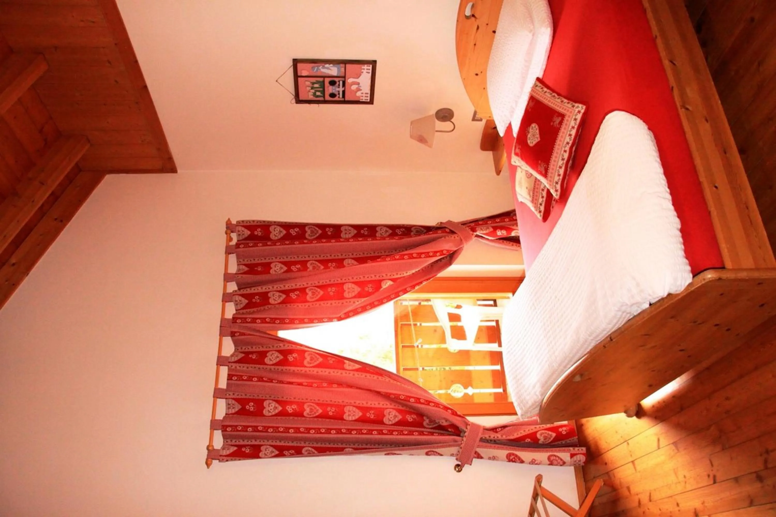 Photo of the whole room, Bed in Garni Biancaneve Ruffrè-Mendola