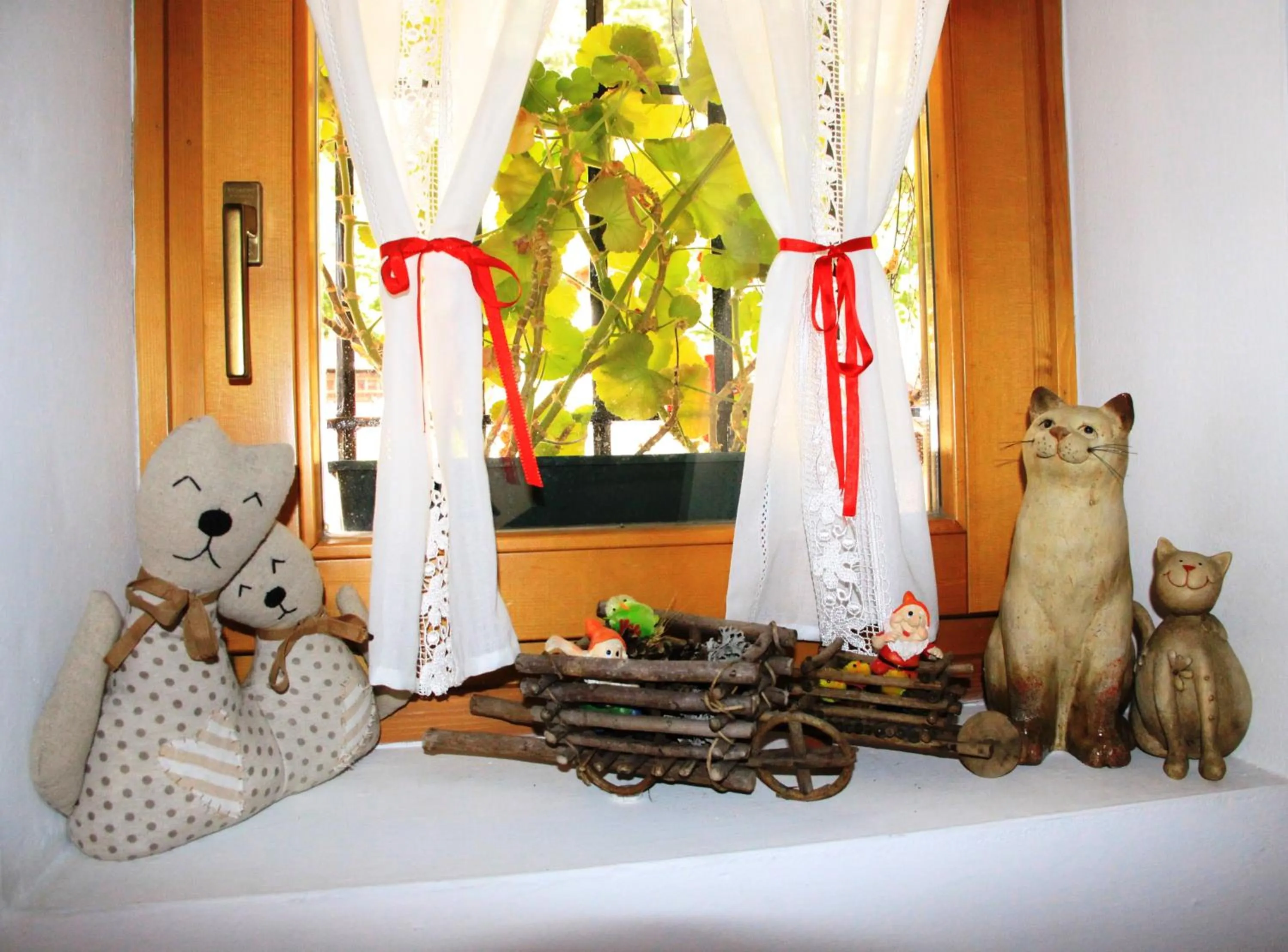 Patio in Garni Biancaneve Ruffrè-Mendola