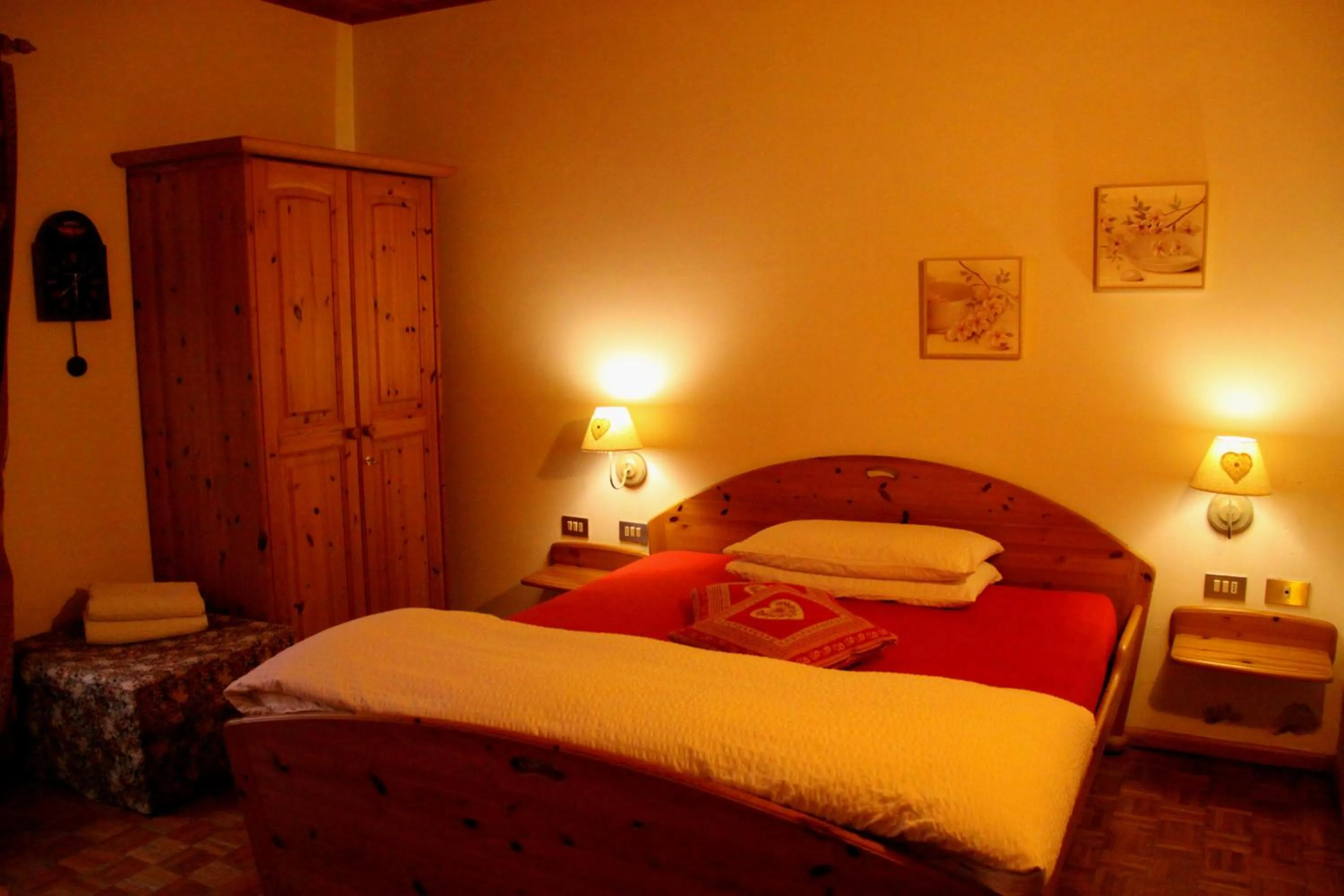 Bed in Garni Biancaneve Ruffrè-Mendola