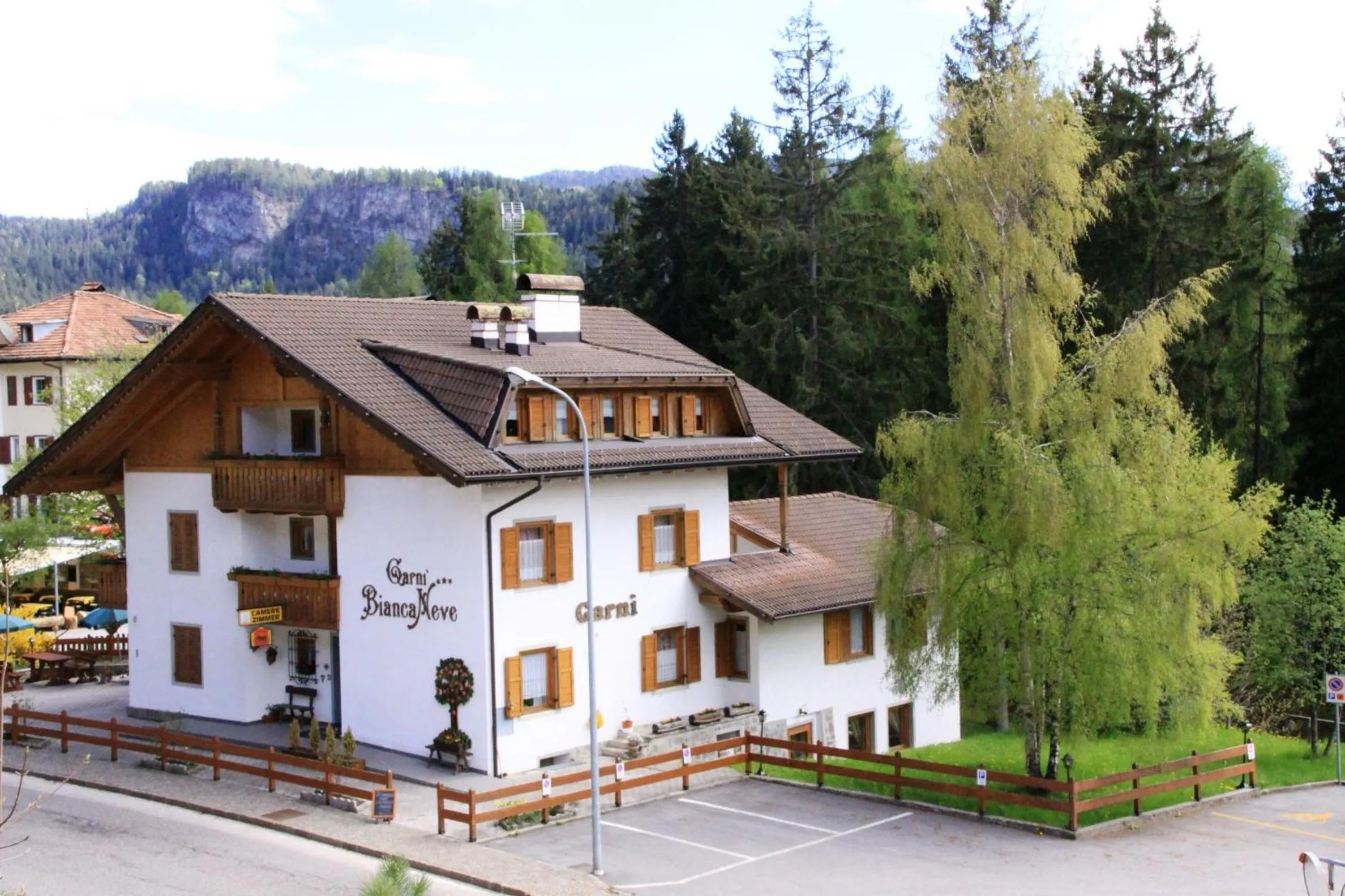 Bird's eye view in Garni Biancaneve Ruffrè-Mendola