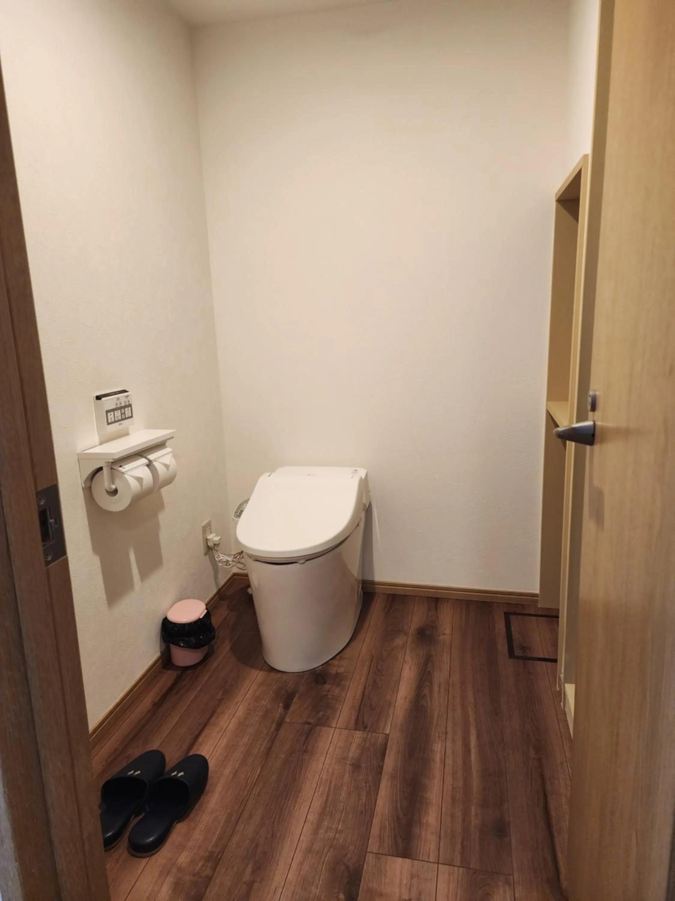 Toilet in Hakuba Hotel Hana-no-Sato