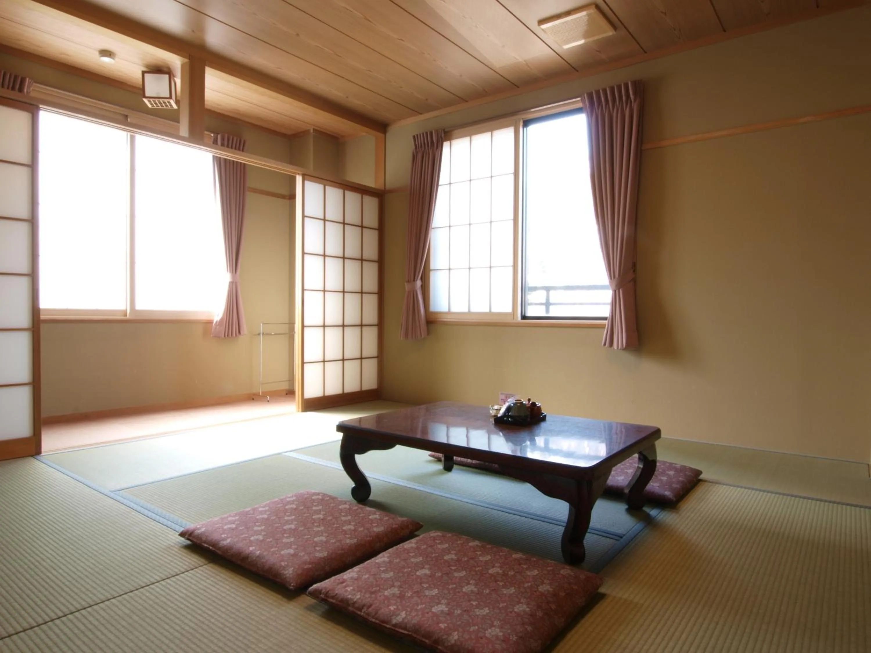 Photo of the whole room in Hakuba Hotel Hana-no-Sato