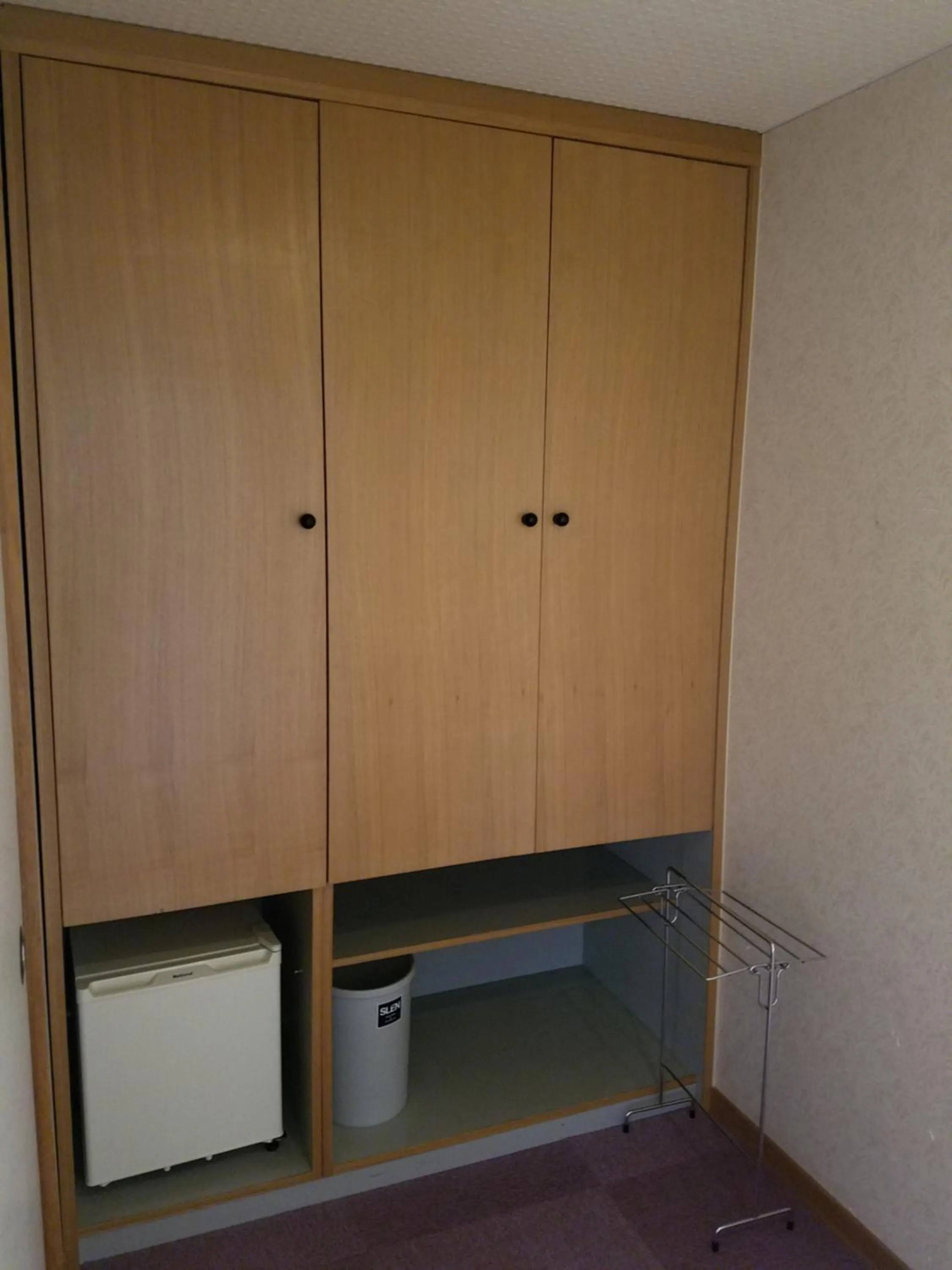 wardrobe in Hakuba Hotel Hana-no-Sato