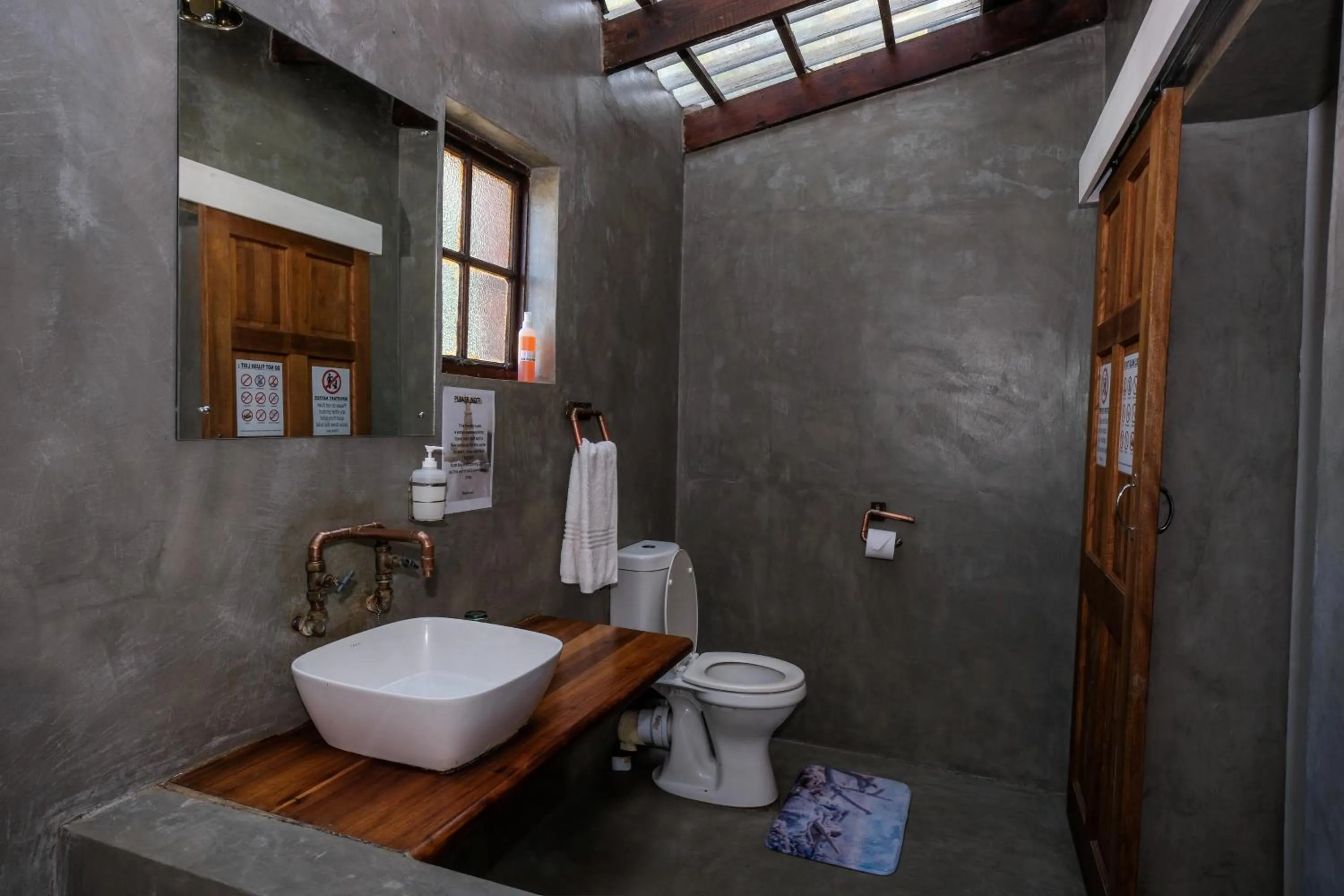 Bathroom in Marlin Lodge St Lucia