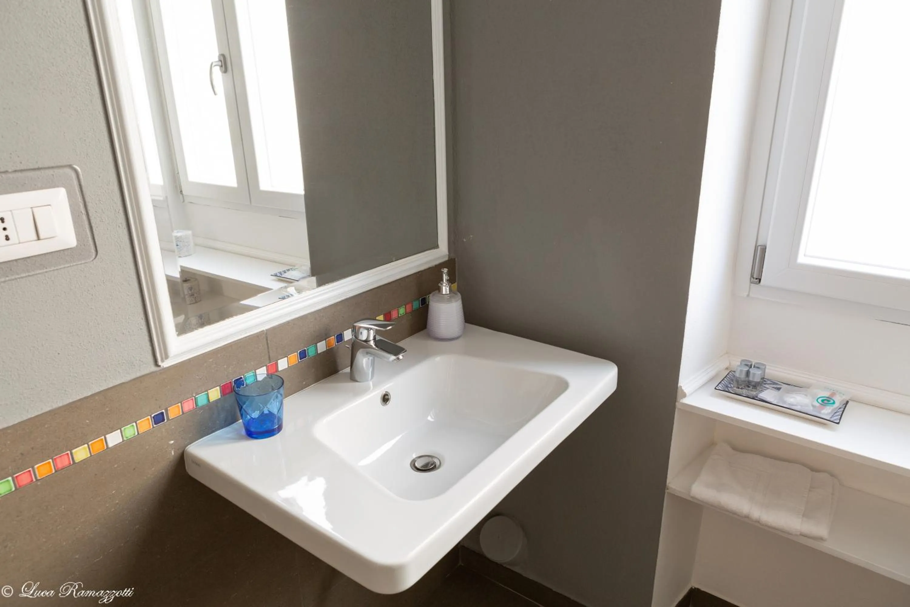 Bathroom in Janna 'e Mare