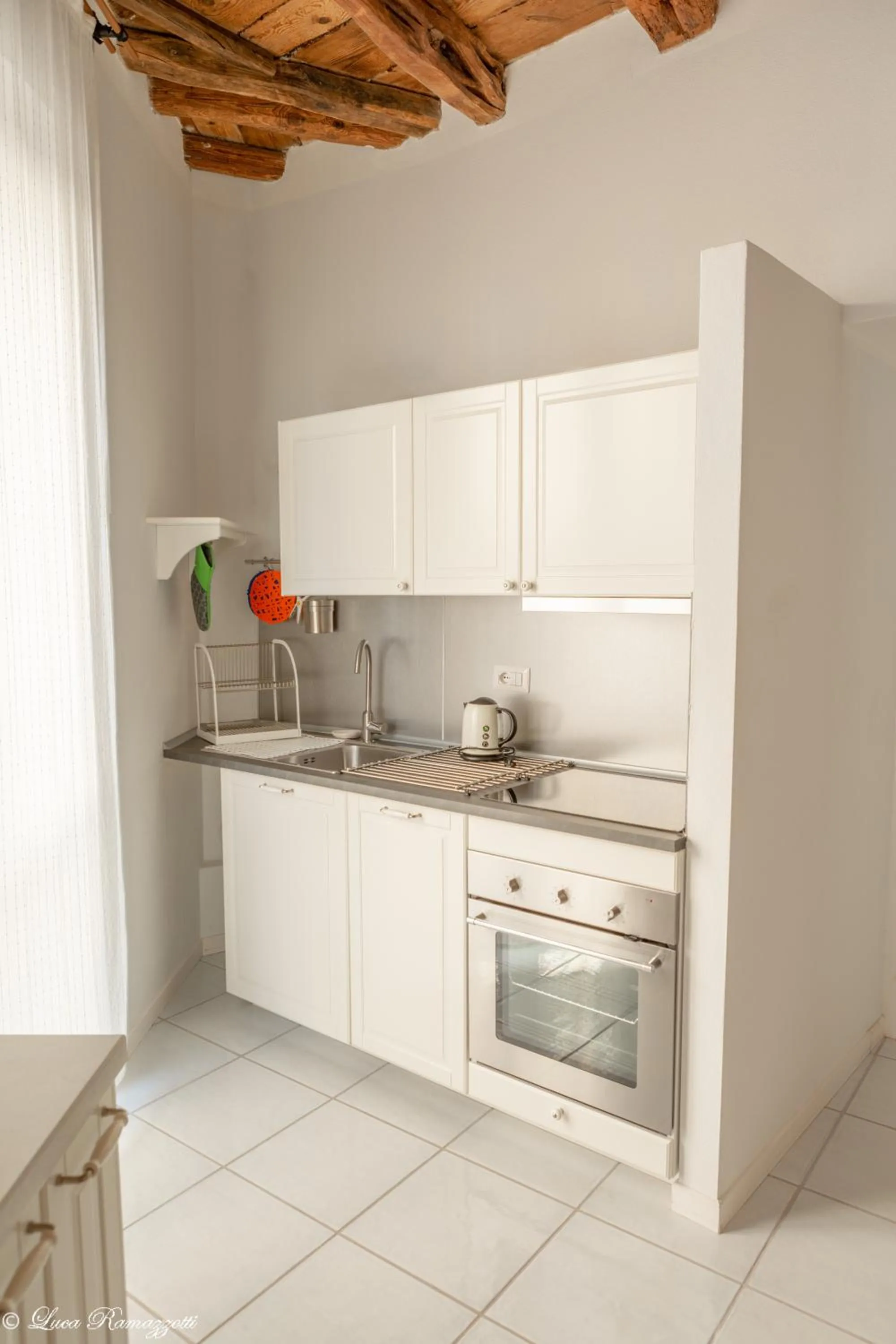 Kitchen or kitchenette in Janna 'e Mare
