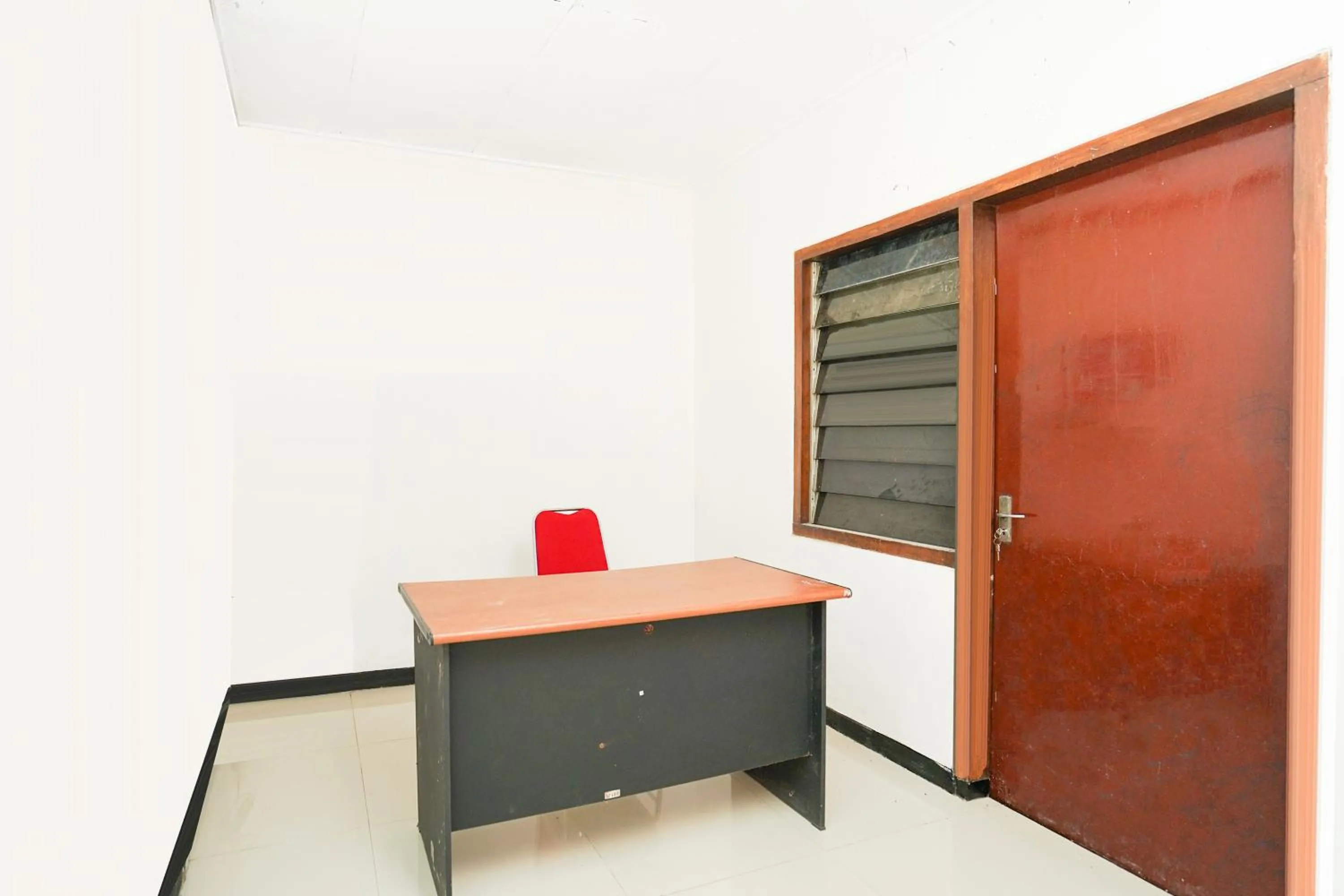 Lobby or reception in Merapi Inn Syariah by ecommerceloka