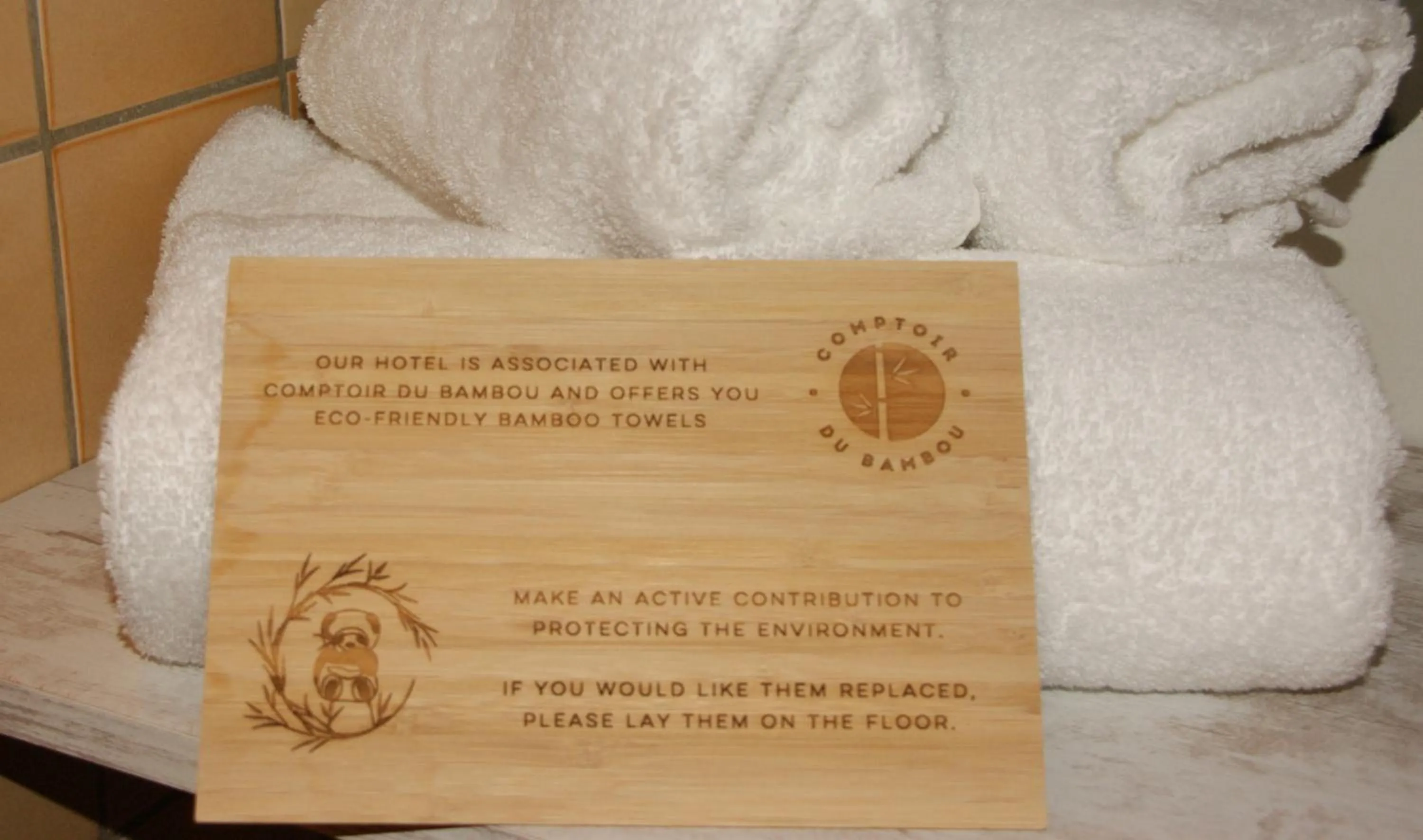 Decorative detail in Auberge des Glycines