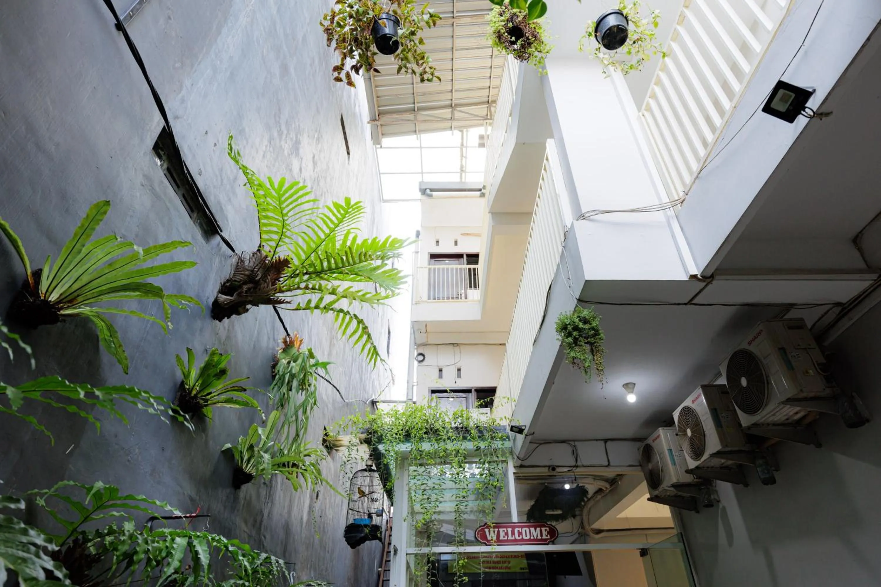 Property building in RedDoorz Plus near Malang Town Square