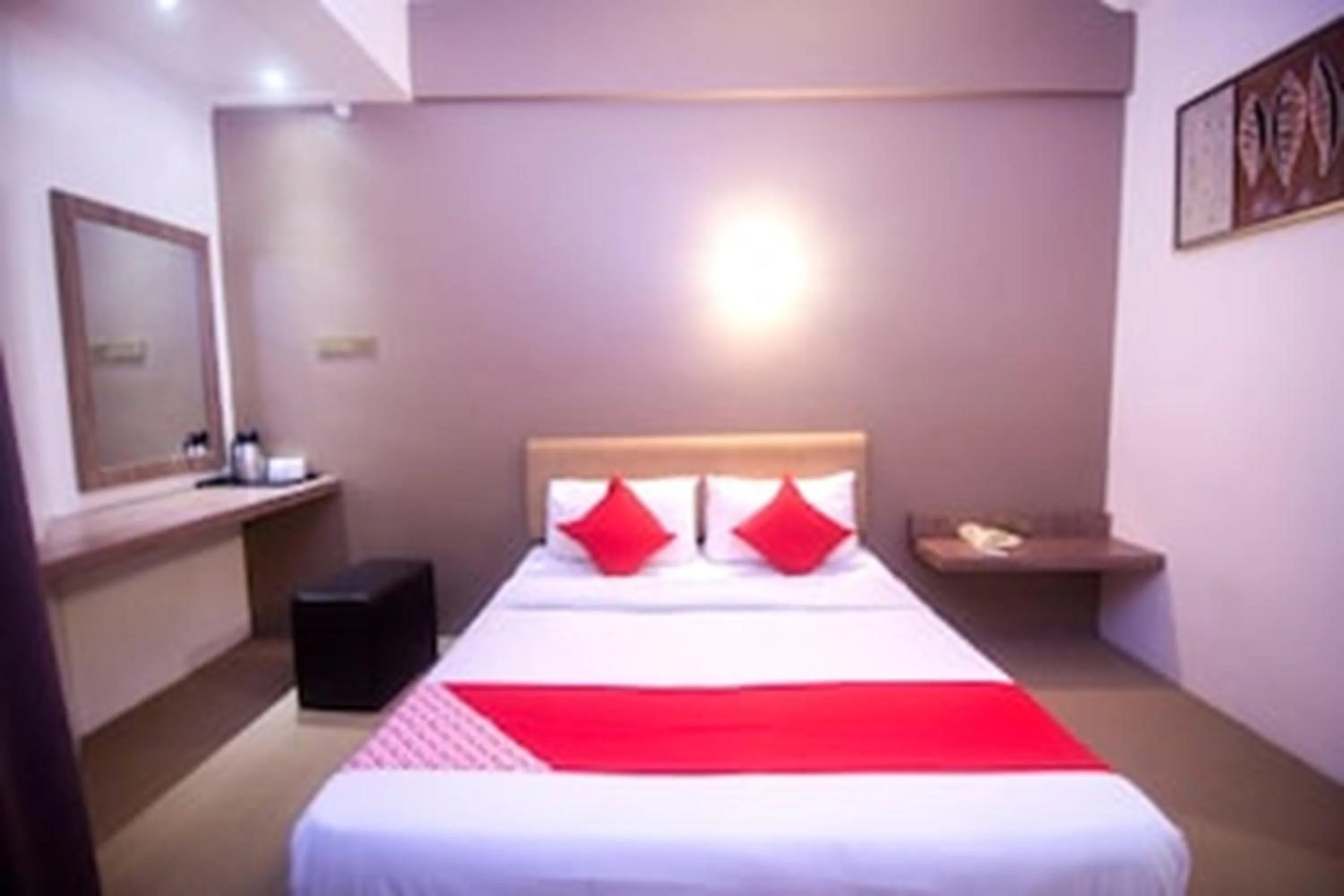 Photo of the whole room, Bed in Hotel O Hua Kuok Inn