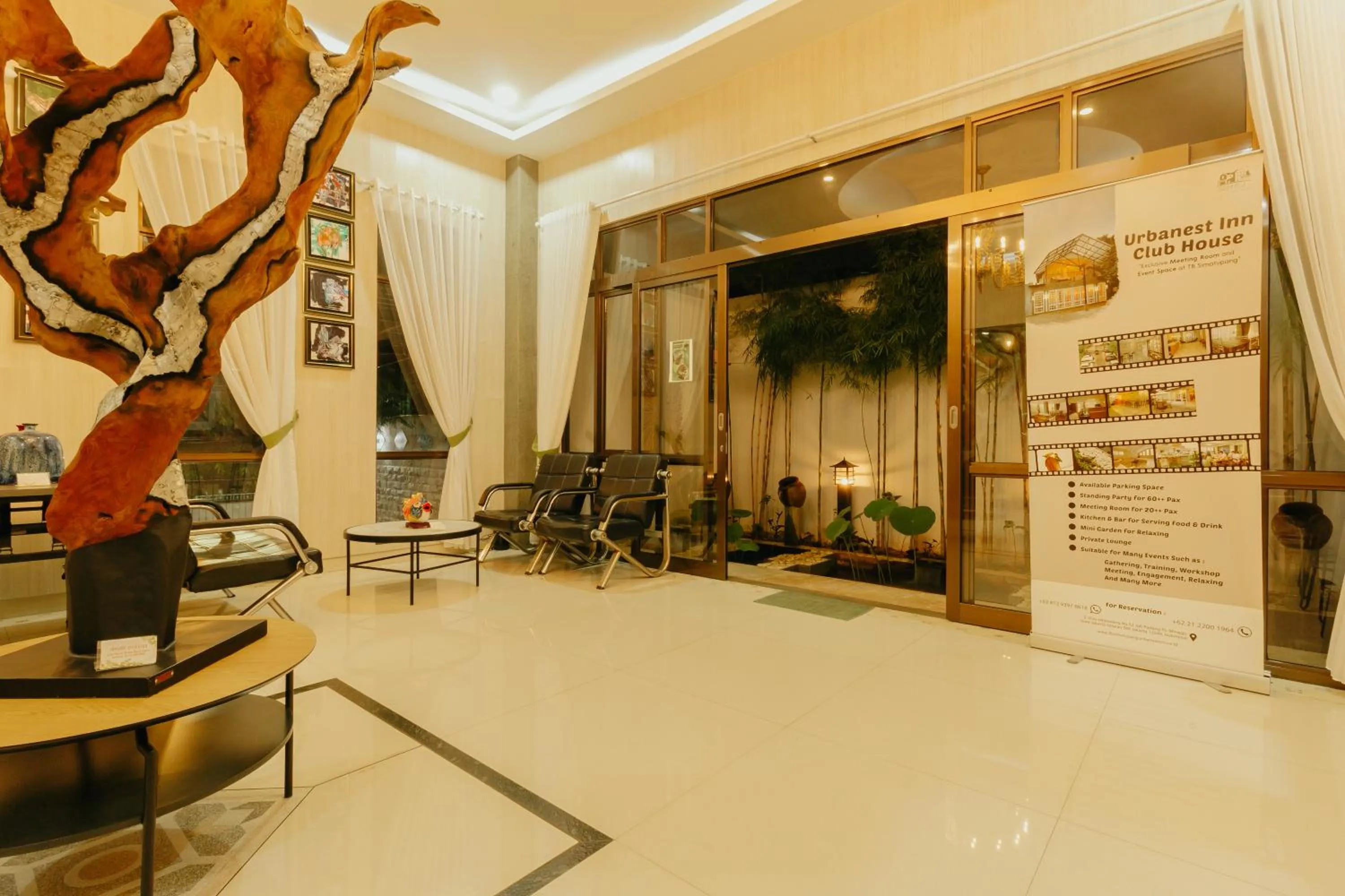 Lobby or reception in Urbanest Inn House Slipi