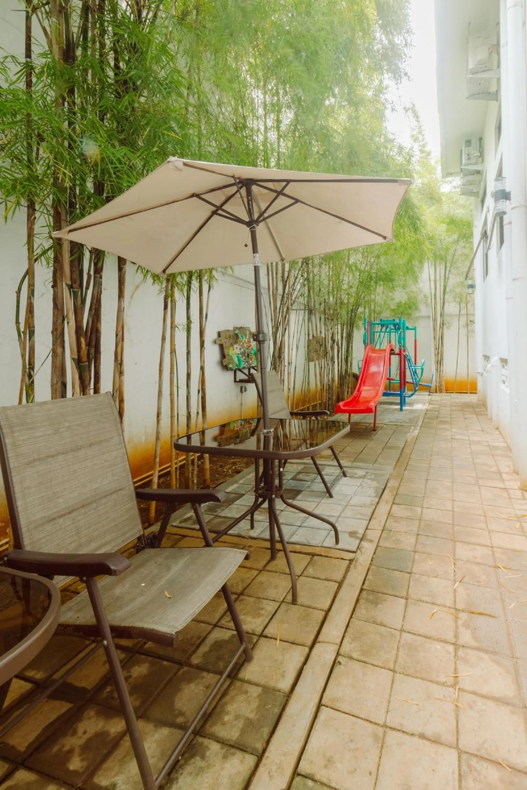 Garden in Urbanest Inn House Slipi