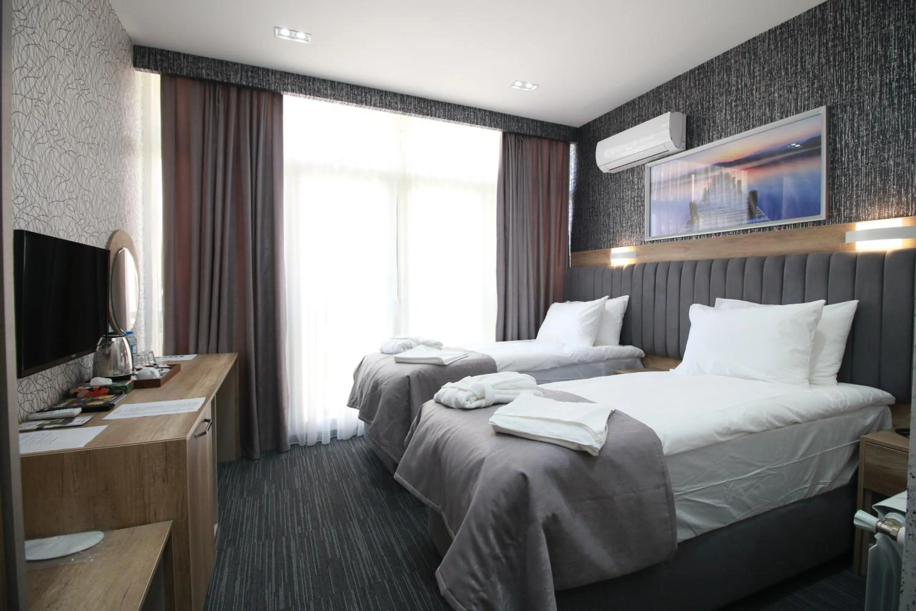 Bed in Home Suites Baku-Halal Hotel