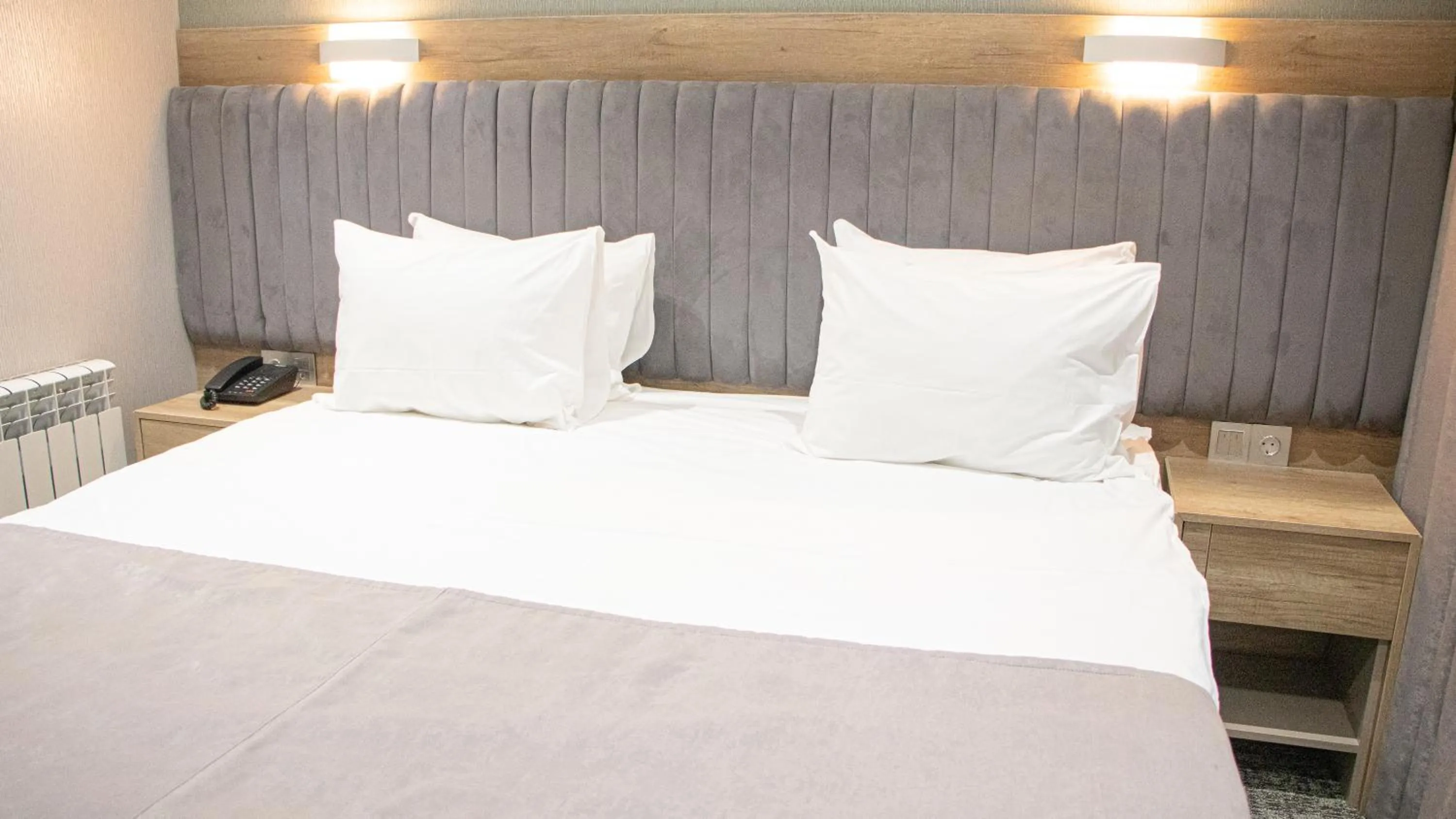 Bed in Home Suites Baku-Halal Hotel