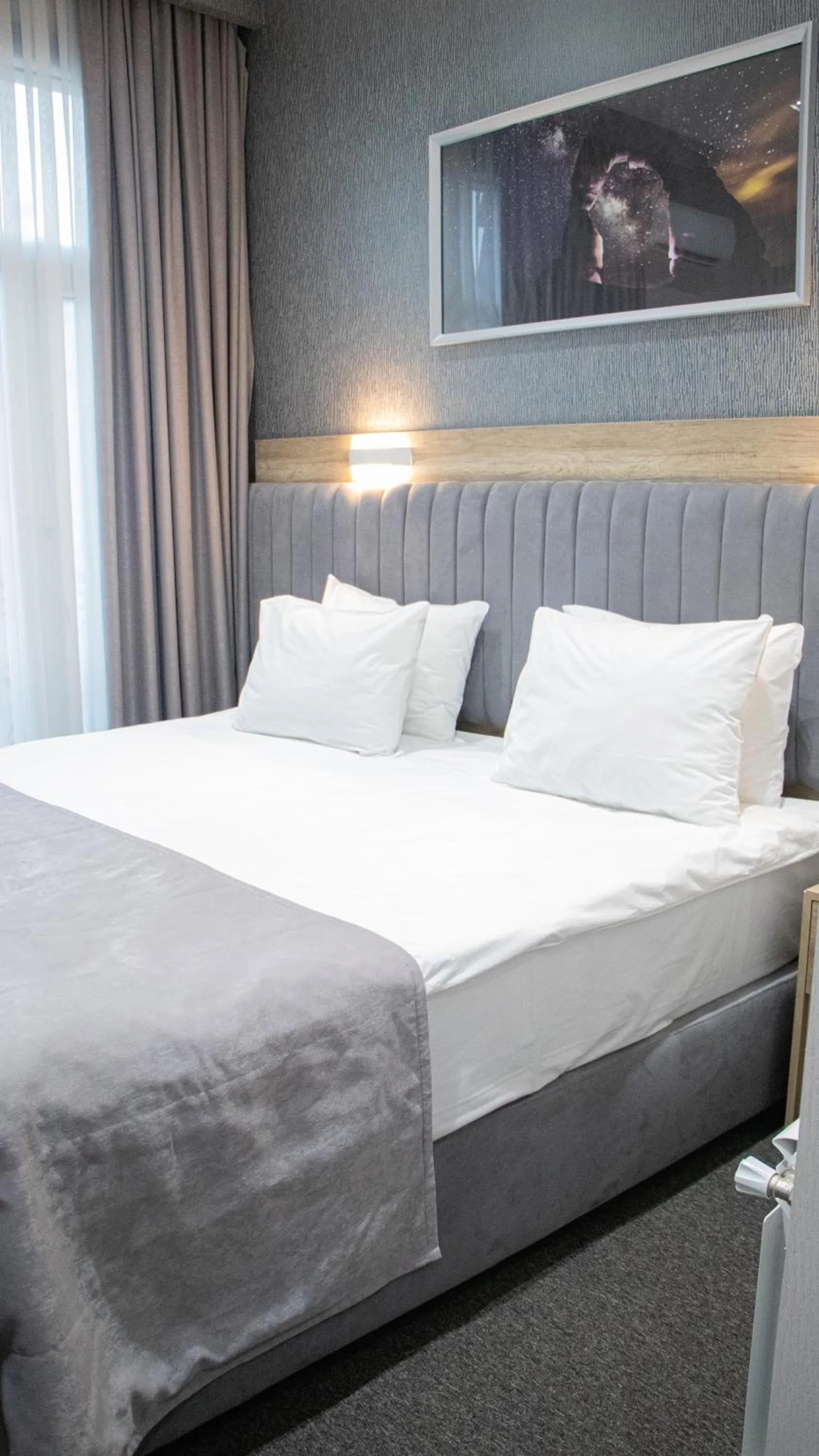 Bed in Home Suites Baku-Halal Hotel