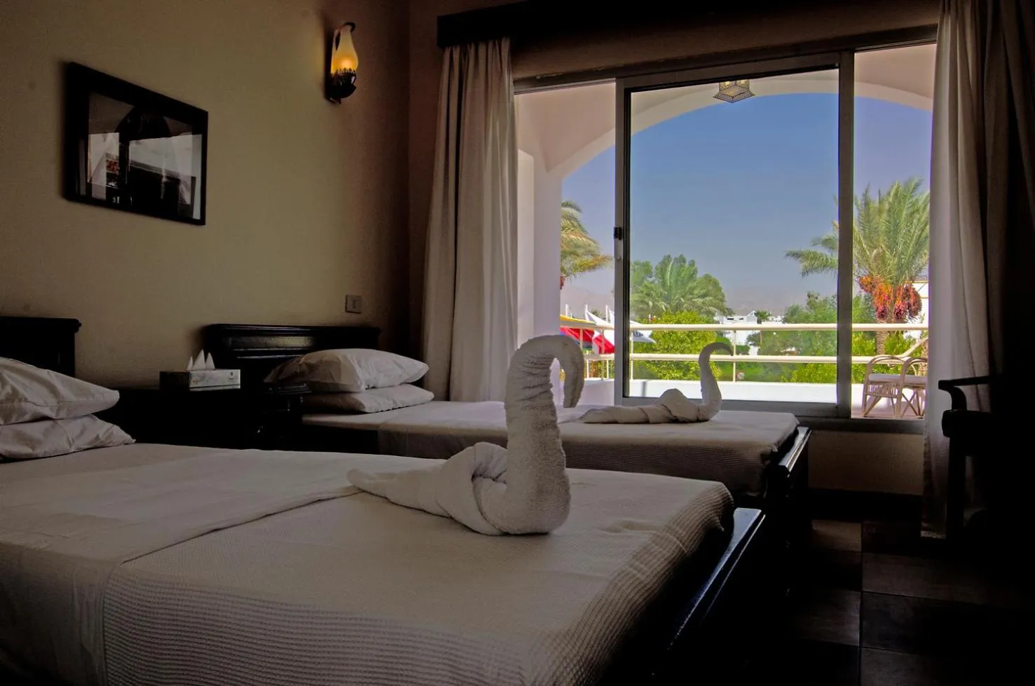 View (from property/room), Bed in Oonas Dive Club