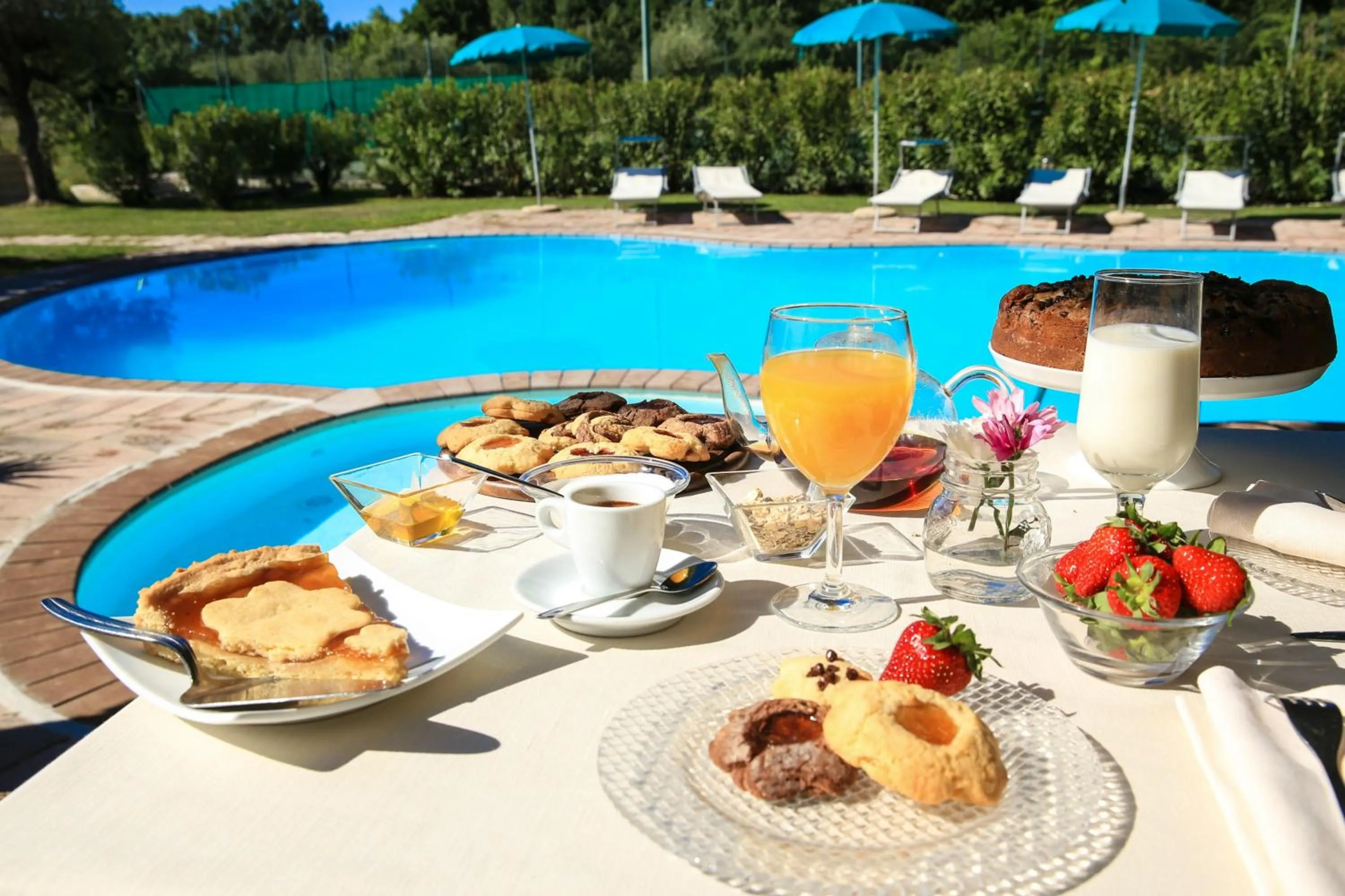 Swimming pool in Alghero Resort Country Hotel & Spa