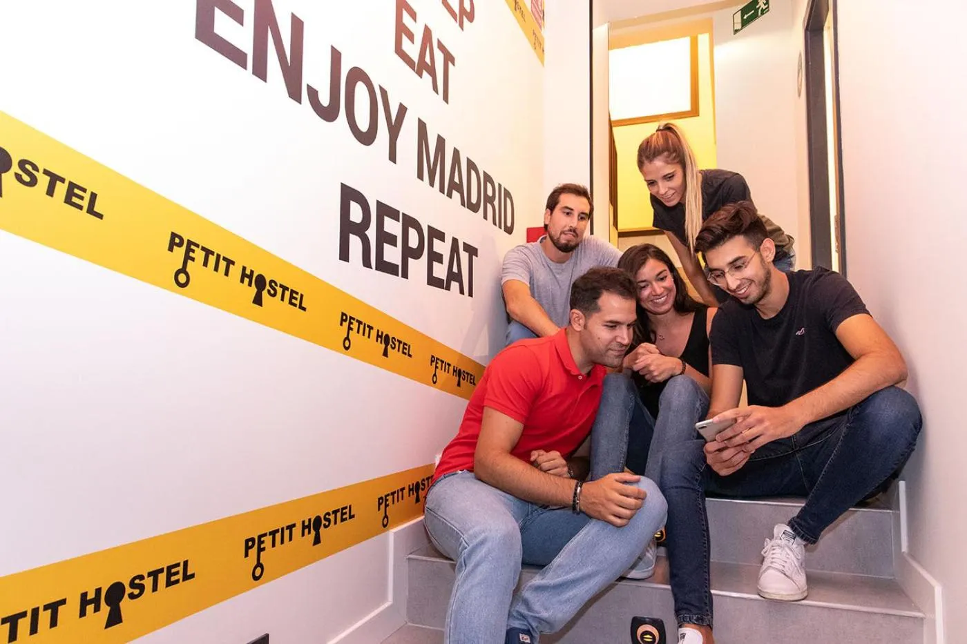 People in Petit Hostel La Latina