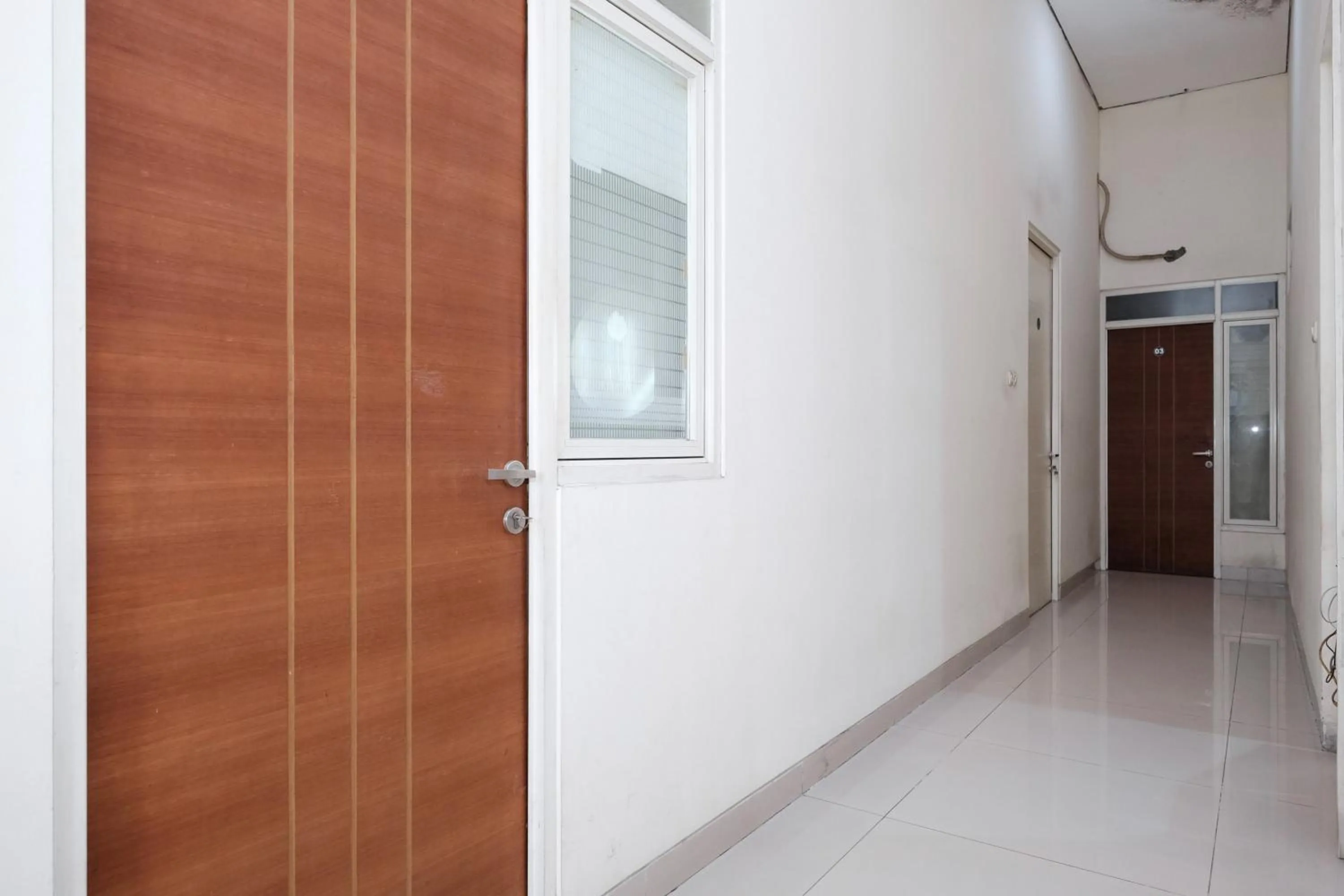 Property building in RedDoorz near UNESA Citraland Surabaya