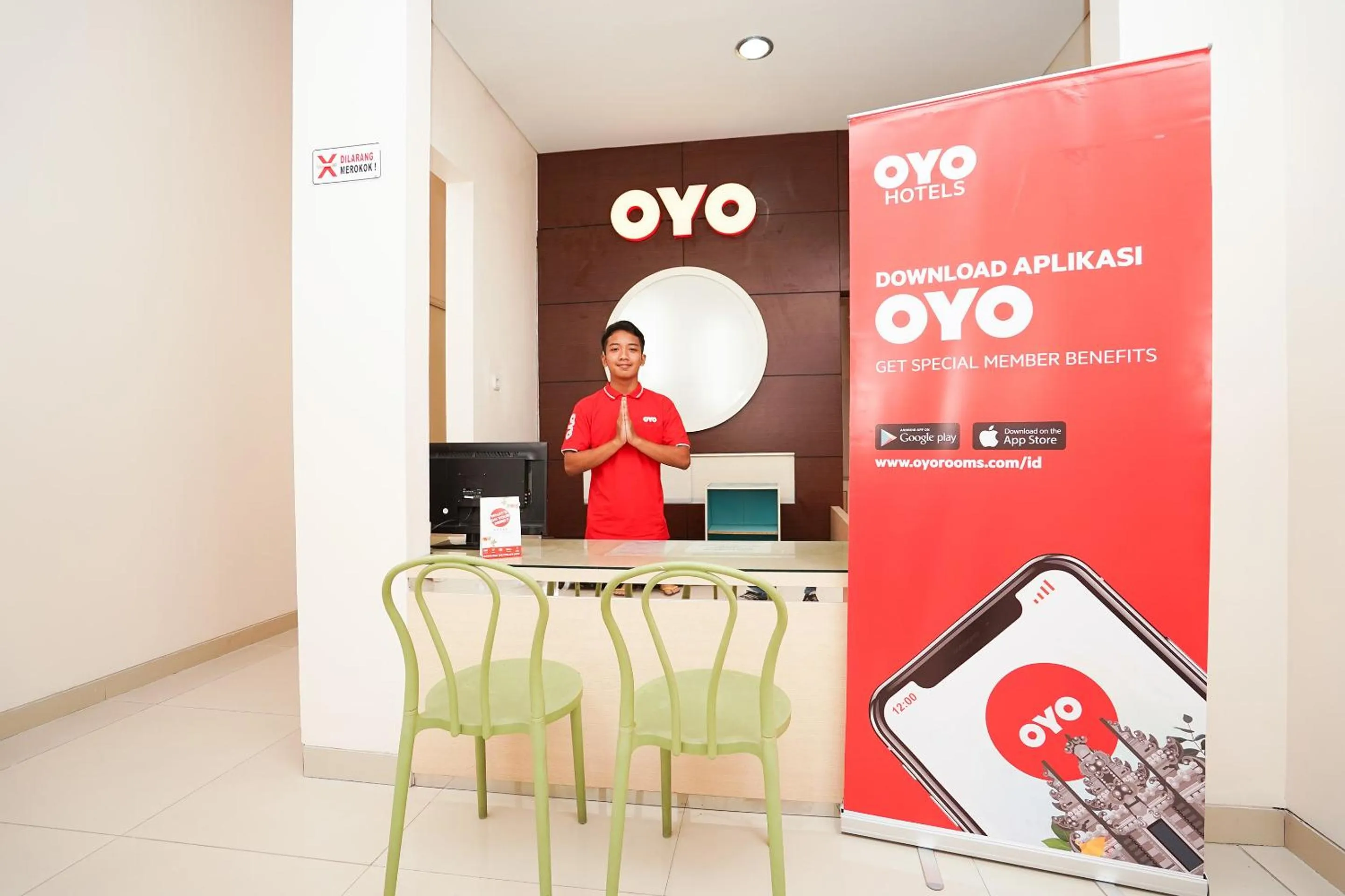 Lobby or reception in Hotel O Menjangan Residence at Citraland 1