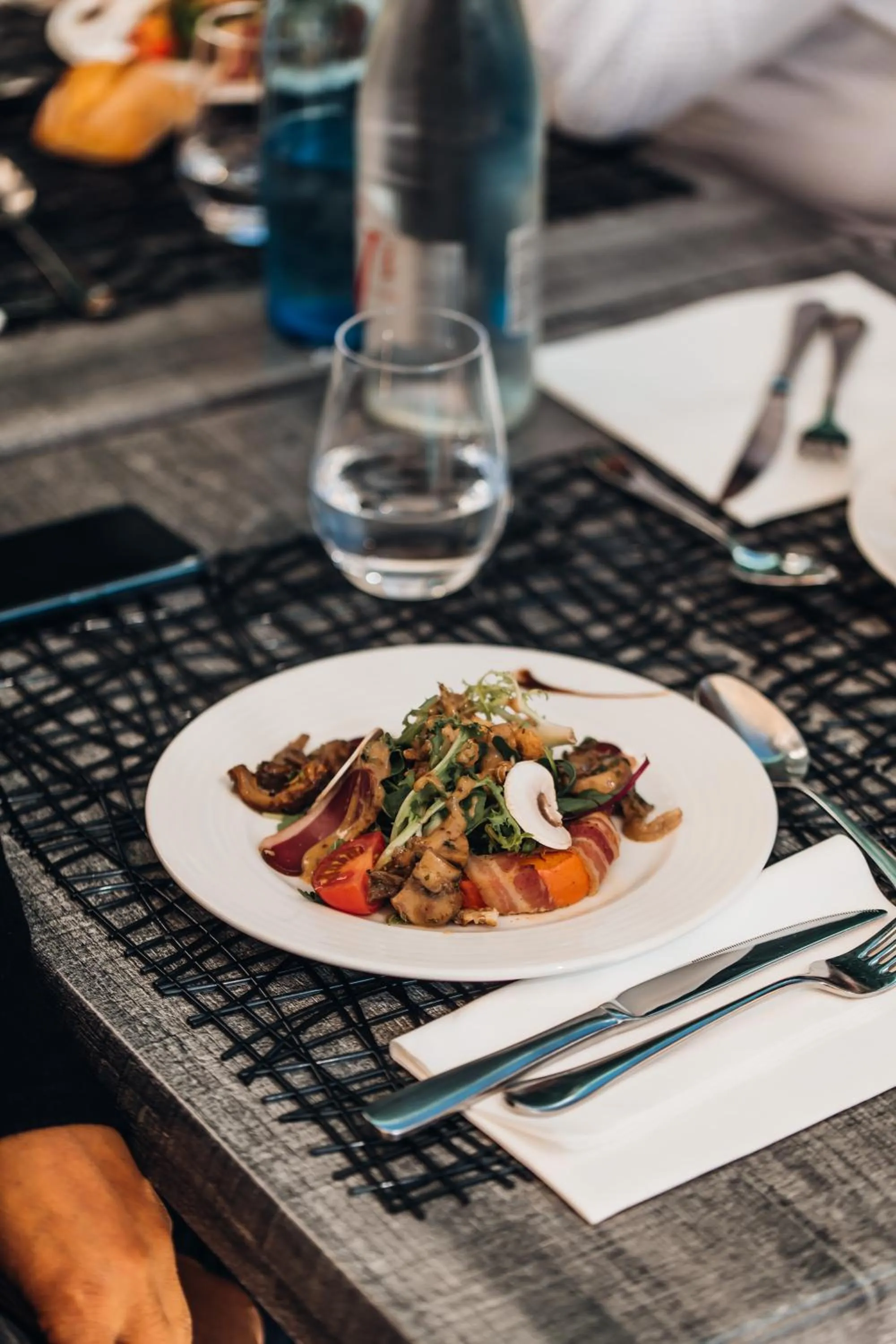 Restaurant/places to eat, Lunch and Dinner in Best Western Hotel De Larbois