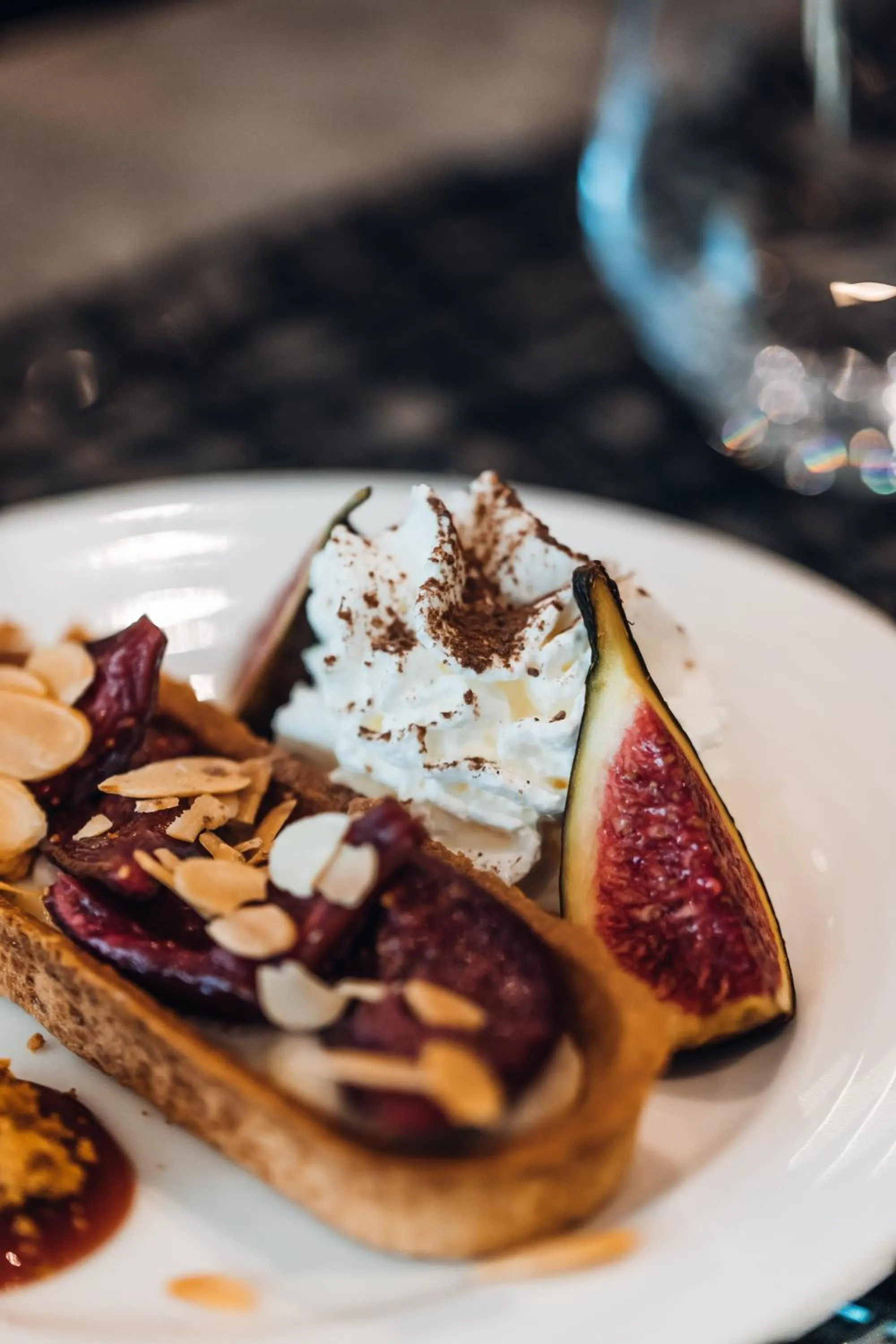 Restaurant/places to eat, Food in Best Western Hotel De Larbois