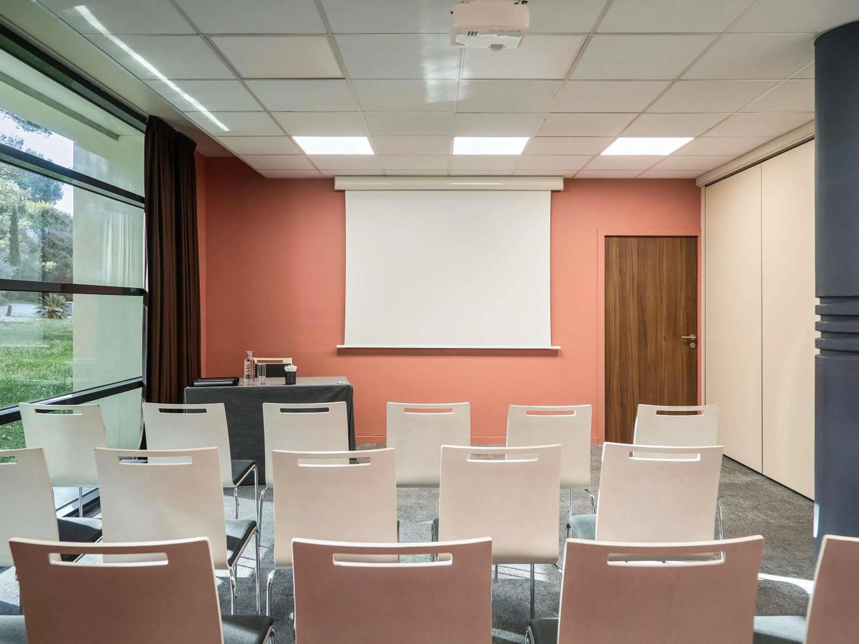 Meeting/conference room in Mercure Aix-en-Provence La Duranne Gare TGV