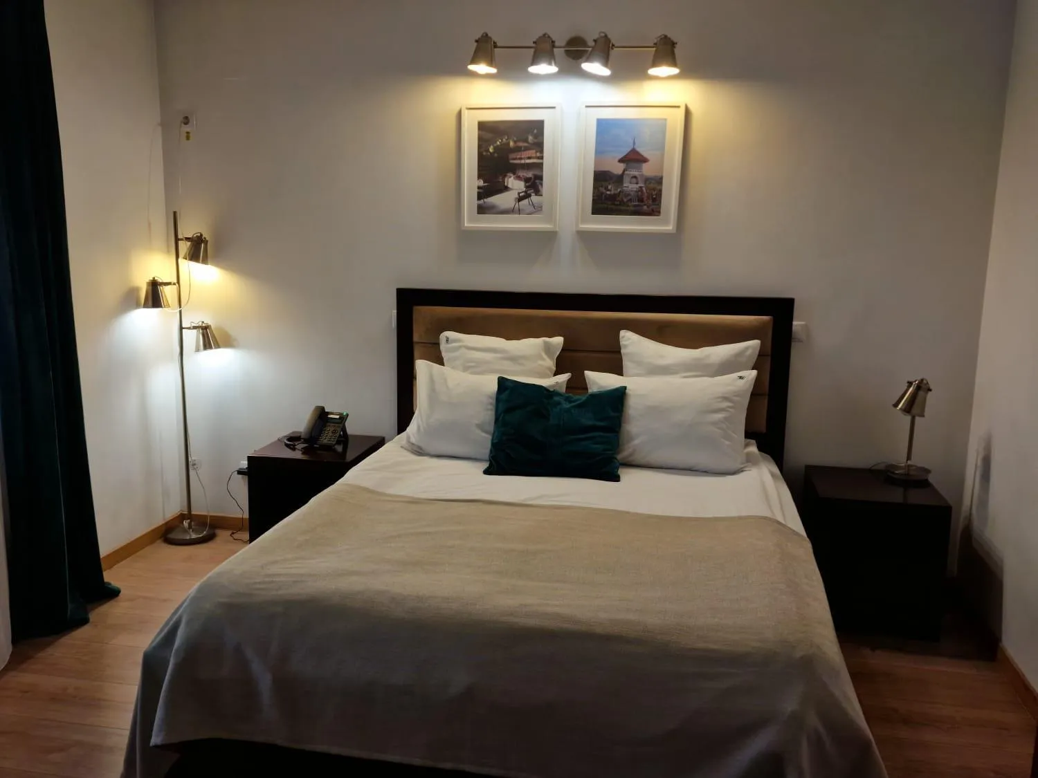 Bed in Hotel THR Center