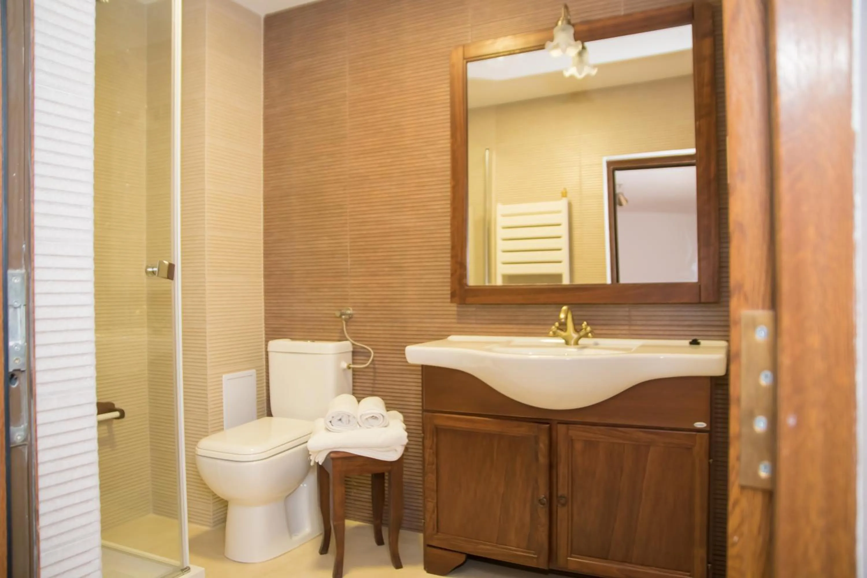 Bathroom in Hotel THR Center