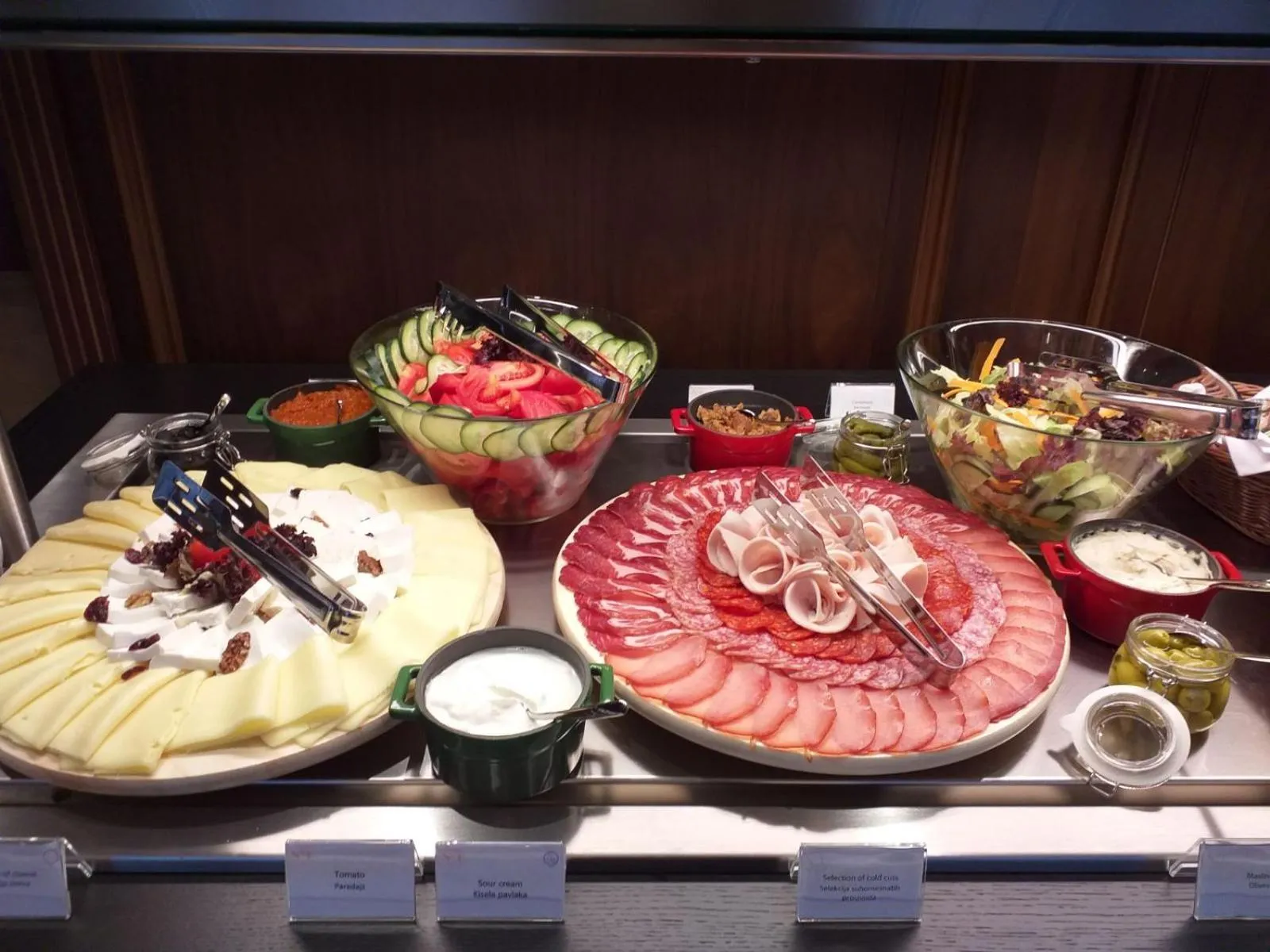 Buffet breakfast in Hotel Centar No.1