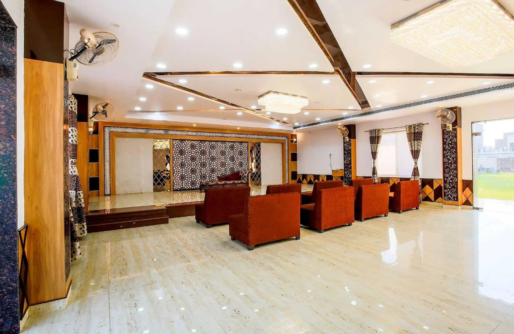 Lobby or reception in Hotel O Vaibhav laxmi Paradise