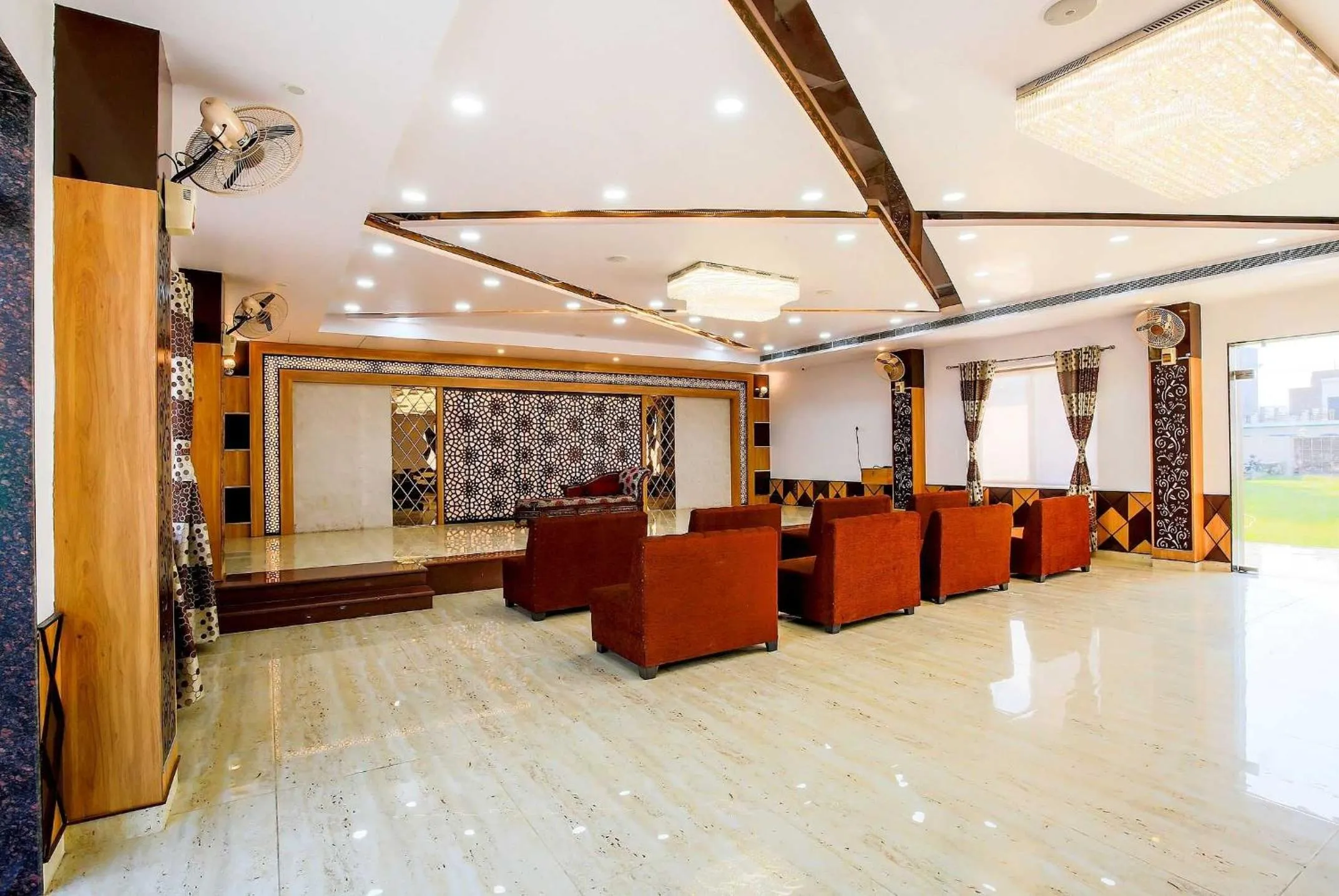Lobby or reception in Hotel O Vaibhav laxmi Paradise