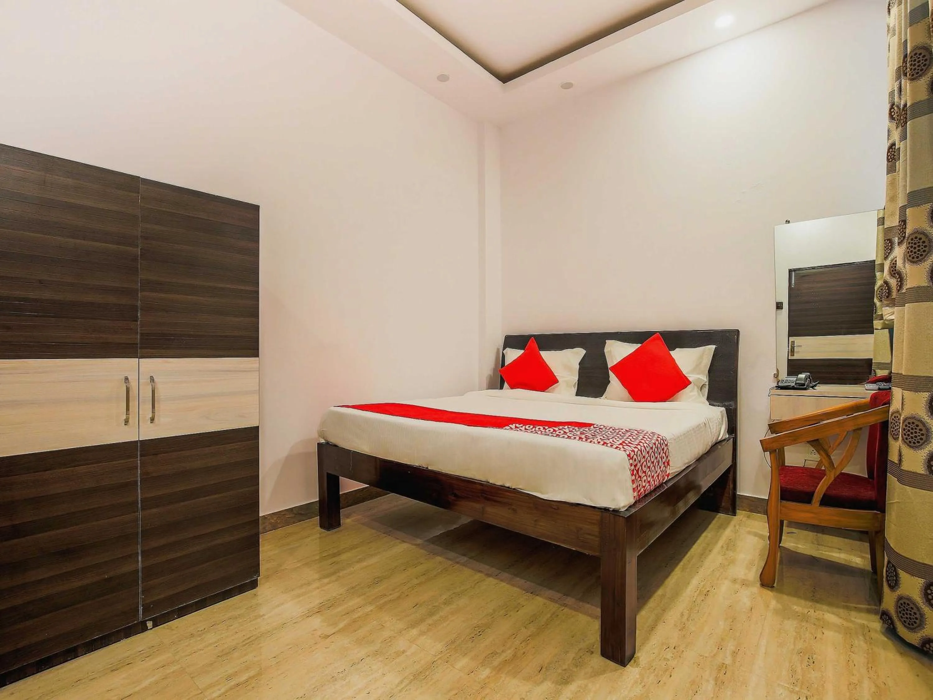 Bedroom, Bed in Hotel O Vaibhav laxmi Paradise