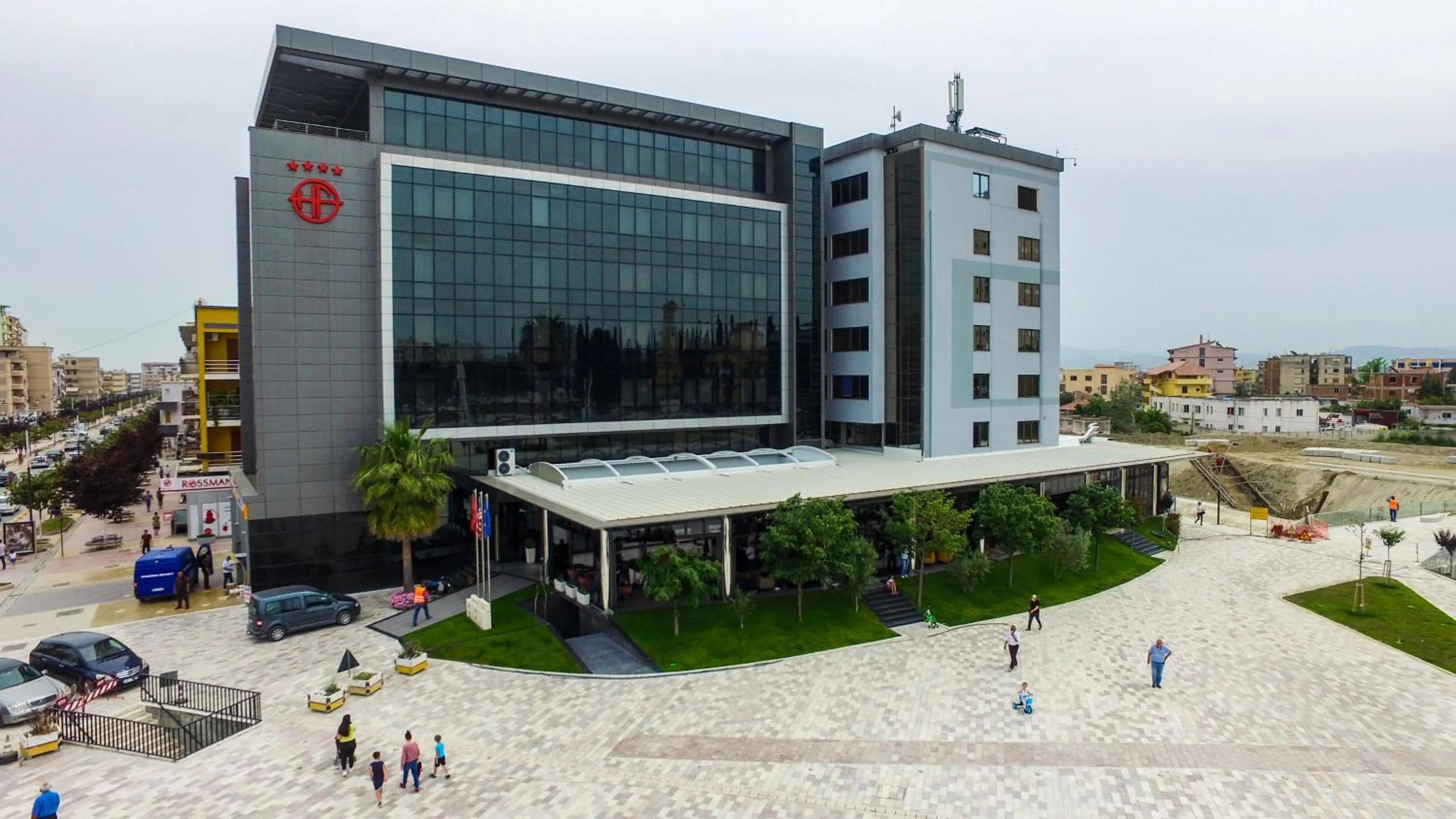 Property building in Hotel Fieri