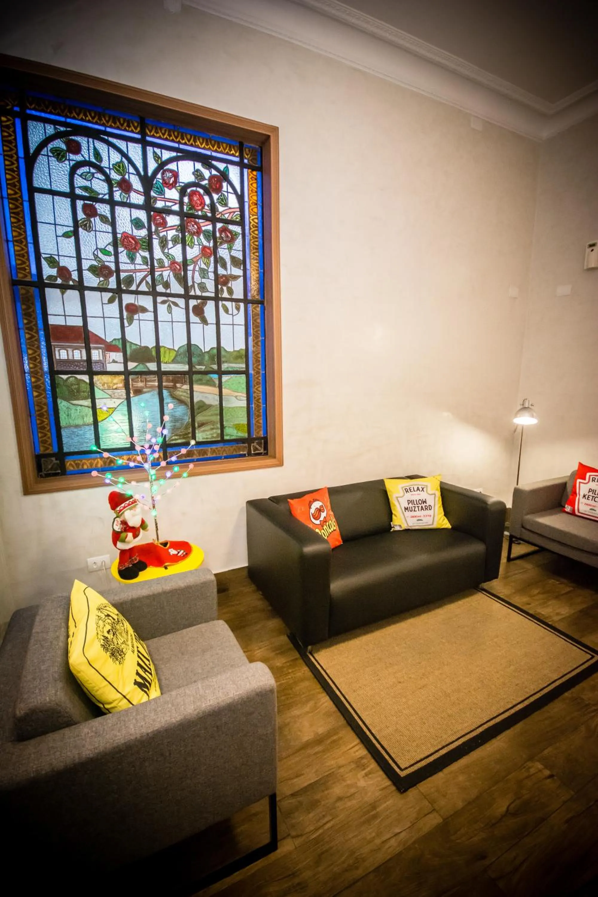 Communal lounge/ TV room in Hotel Estação Paraíso - ao lado do Metrô Paraíso e 600m da Av Paulista