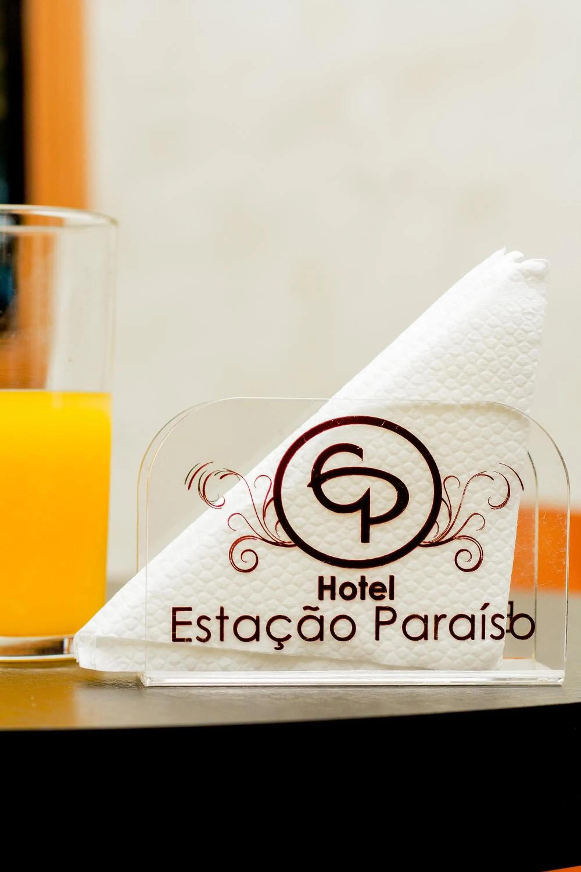 Breakfast in Hotel Estação Paraíso - ao lado do Metrô Paraíso e 600m da Av Paulista